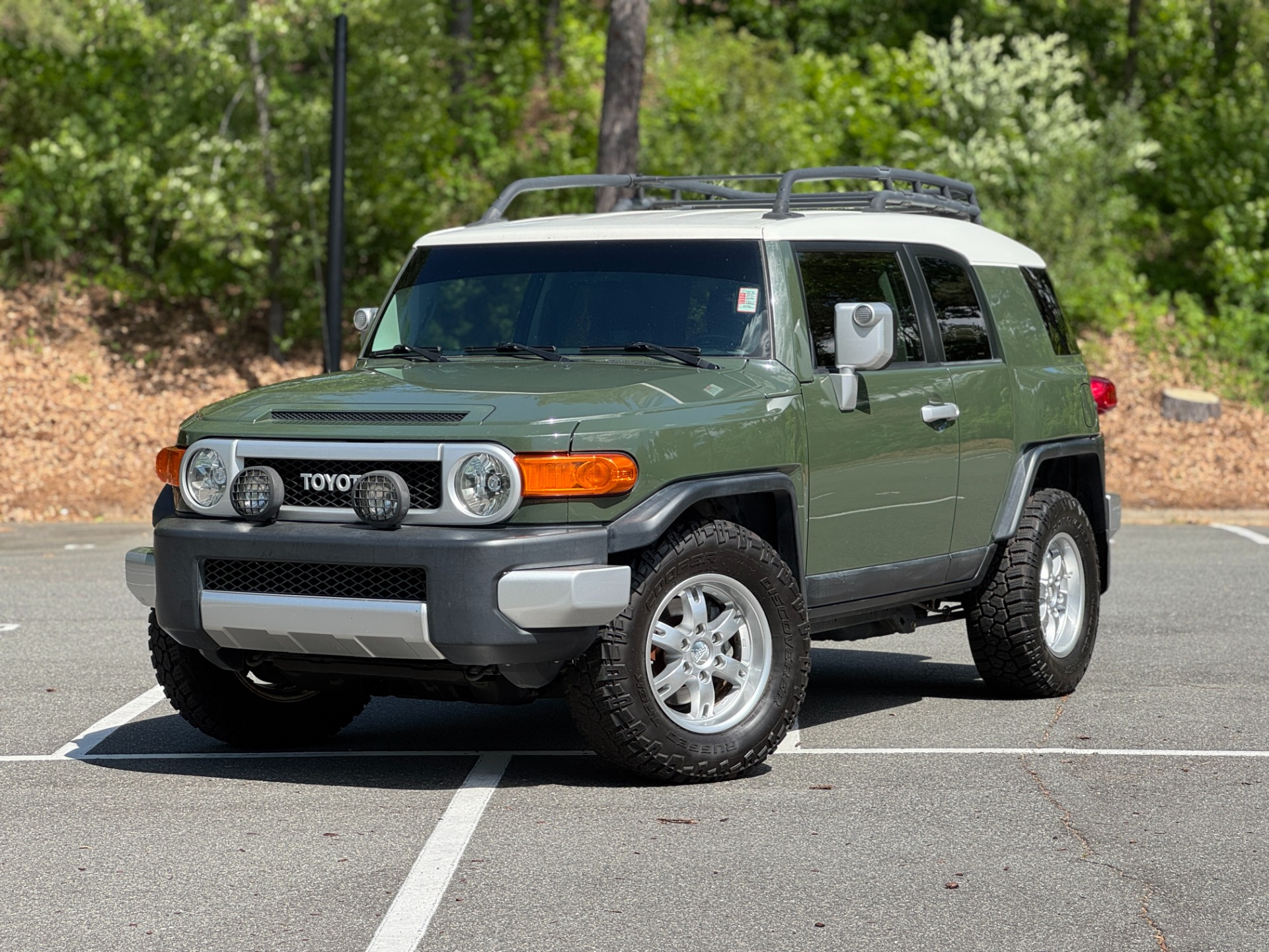 2011 Toyota FJ Cruiser Base