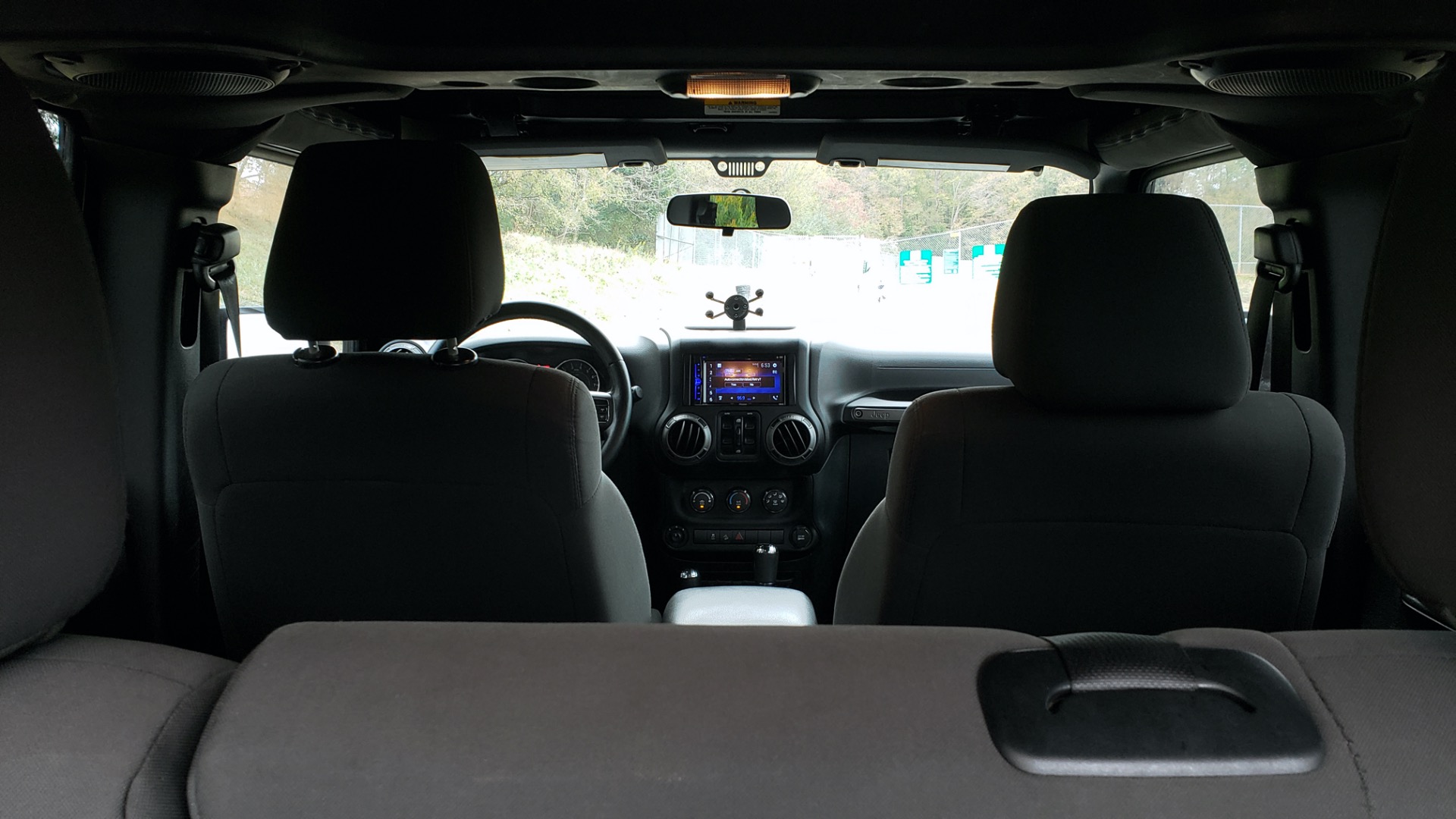 Used 2011 Jeep WRANGLER UNLIMITED / V6 / AUTO / SPORT 4X4 for sale Sold at Formula Imports in Charlotte NC 28227 30