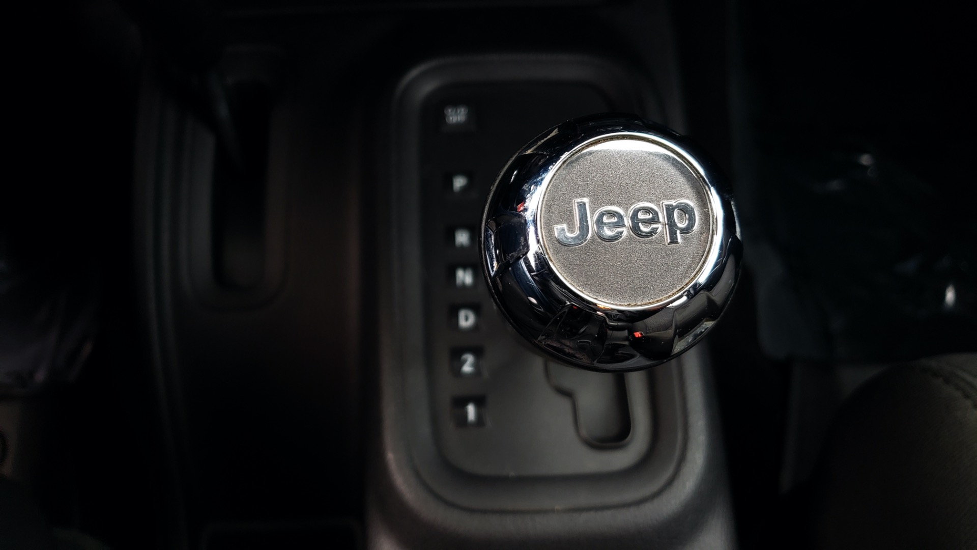 Used 2011 Jeep WRANGLER UNLIMITED / V6 / AUTO / SPORT 4X4 for sale Sold at Formula Imports in Charlotte NC 28227 50