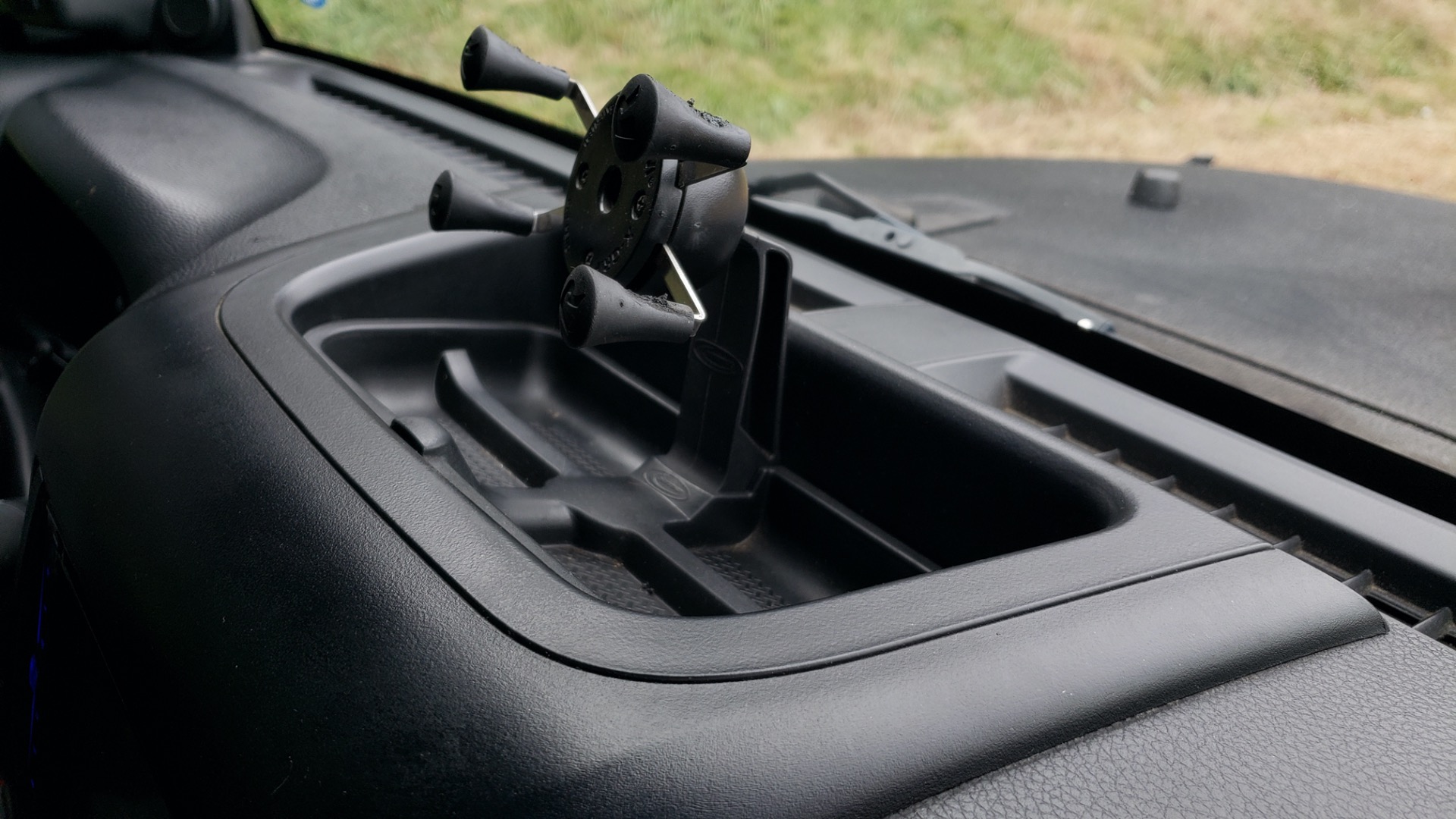 Used 2011 Jeep WRANGLER UNLIMITED / V6 / AUTO / SPORT 4X4 for sale Sold at Formula Imports in Charlotte NC 28227 64