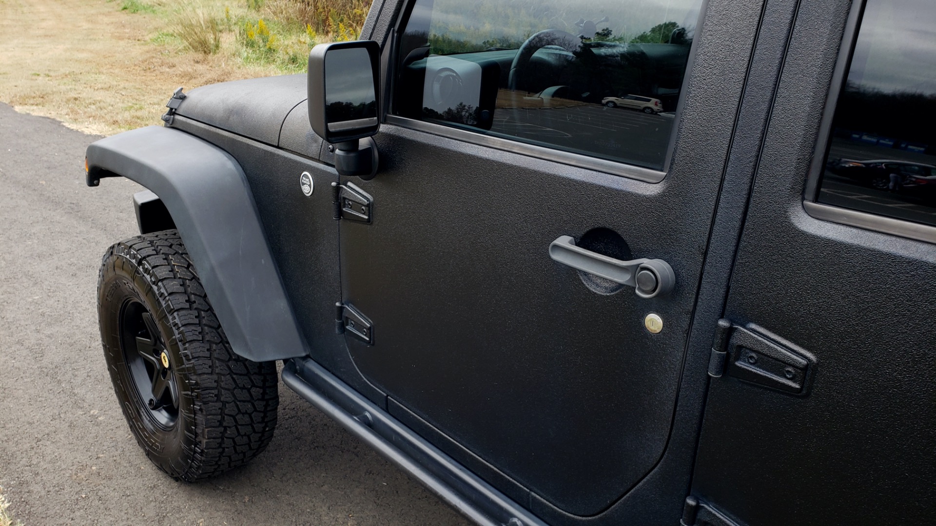 Used 2011 Jeep WRANGLER UNLIMITED / V6 / AUTO / SPORT 4X4 for sale Sold at Formula Imports in Charlotte NC 28227 7
