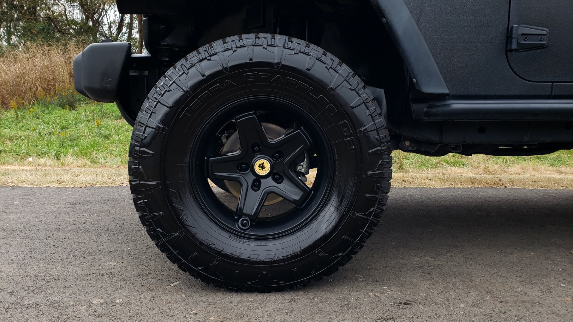 Used 2011 Jeep WRANGLER UNLIMITED / V6 / AUTO / SPORT 4X4 for sale Sold at Formula Imports in Charlotte NC 28227 72