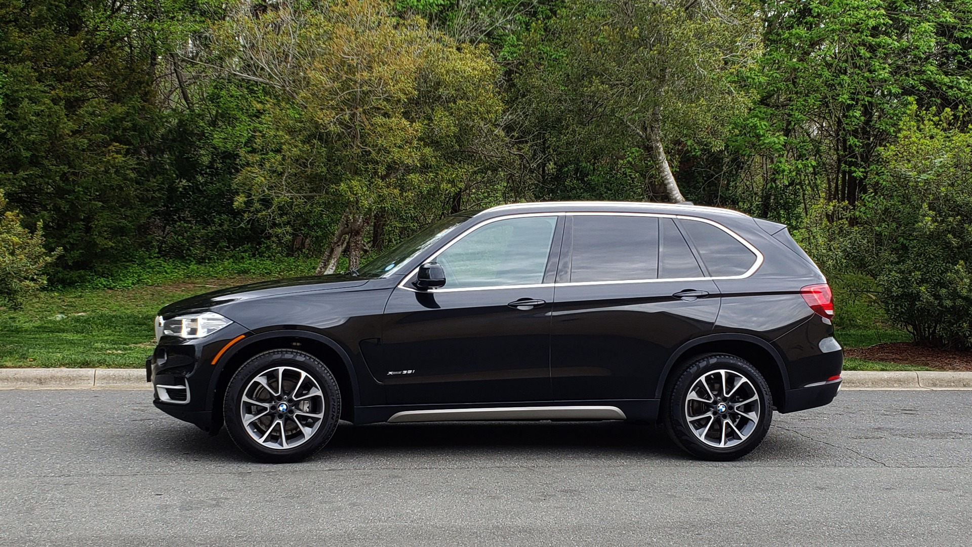 Used 2017 BMW X5 XDRIVE35I / NAV / SUNROOF / DRVR ASST / HEADS-UP / REARVIEW for sale Sold at Formula Imports in Charlotte NC 28227 2