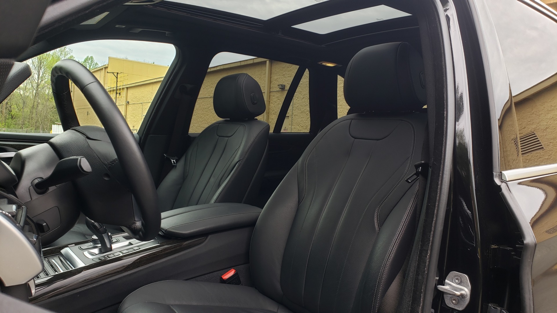 Used 2017 BMW X5 XDRIVE35I / NAV / SUNROOF / DRVR ASST / HEADS-UP / REARVIEW for sale Sold at Formula Imports in Charlotte NC 28227 35