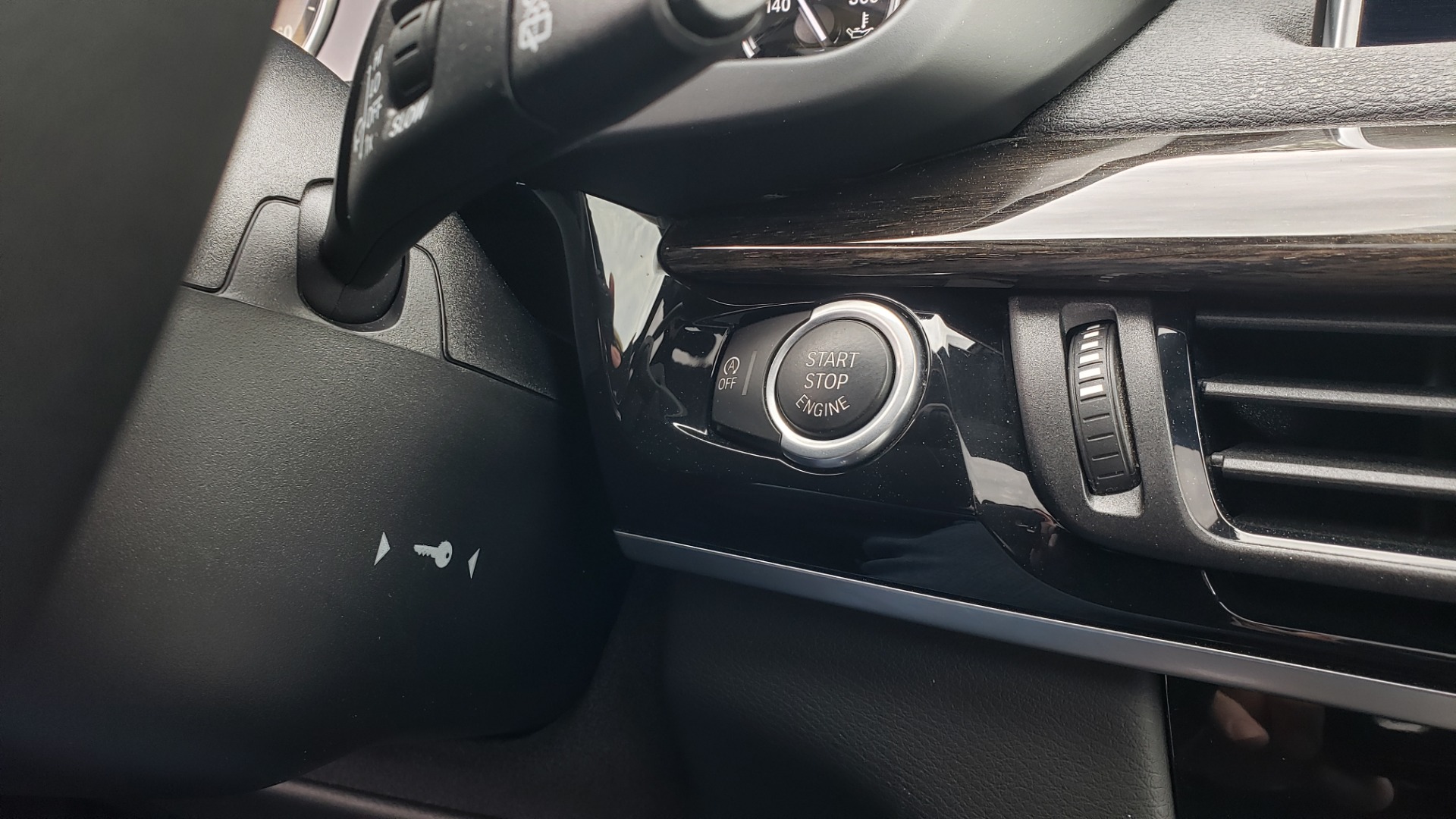Used 2017 BMW X5 XDRIVE35I / NAV / SUNROOF / DRVR ASST / HEADS-UP / REARVIEW for sale Sold at Formula Imports in Charlotte NC 28227 41