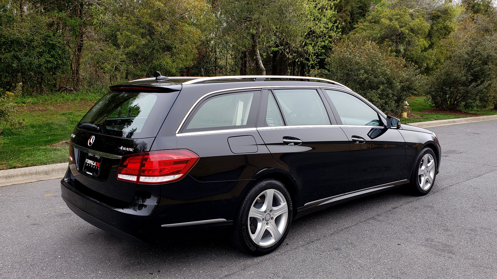 Used 2014 Mercedes-Benz E-Class E 350 4MATIC PREMIUM / NAV / SUNROOF / REARVIEW / 3-ROW for sale Sold at Formula Imports in Charlotte NC 28227 6