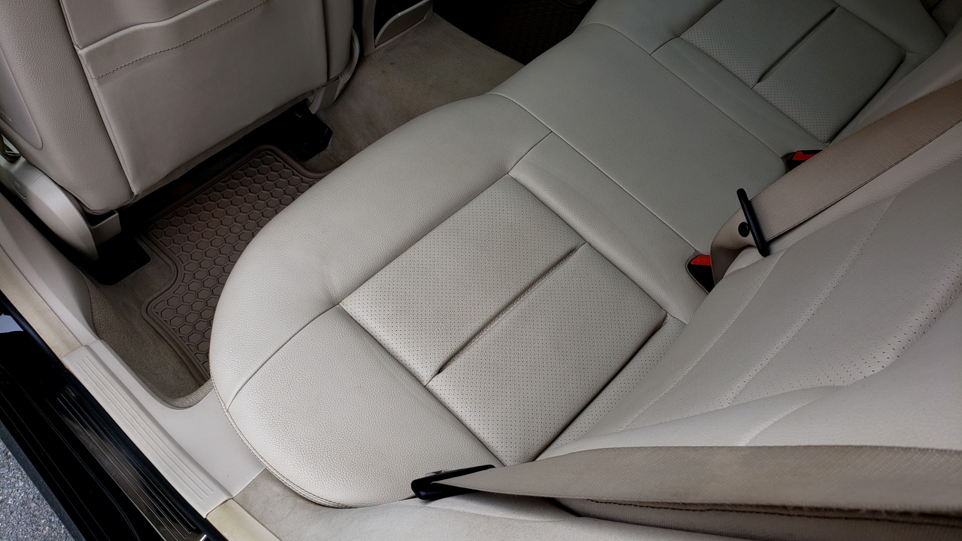 Used 2014 Mercedes-Benz E-Class E 350 4MATIC PREMIUM / NAV / SUNROOF / REARVIEW / 3-ROW for sale Sold at Formula Imports in Charlotte NC 28227 63