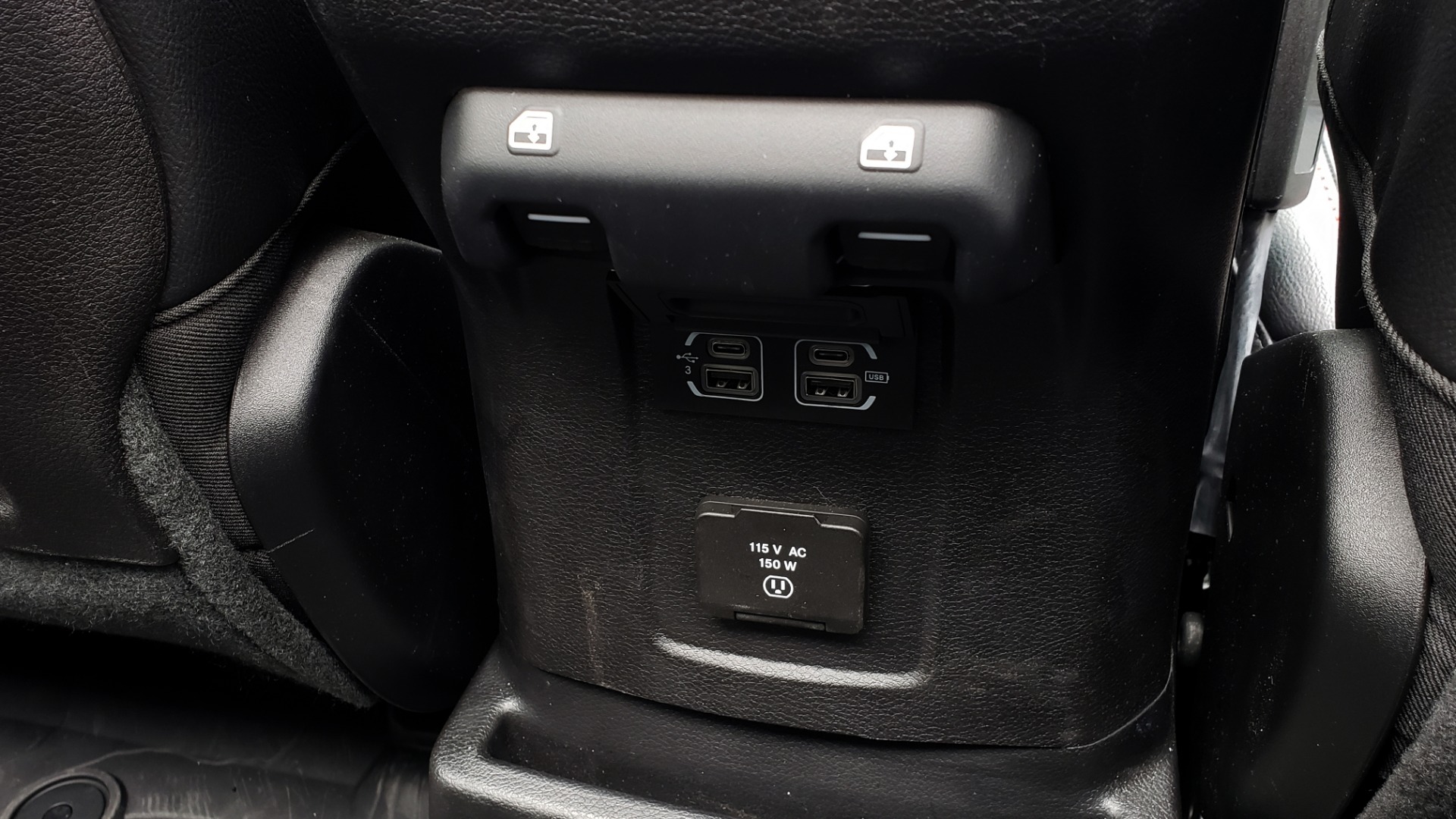 Used 2019 Jeep WRANGLER UNLIMITED RUBICON 4WD / V6 / 8-SPD AUTO / NAV / PWR TOP / REARVIEW for sale Sold at Formula Imports in Charlotte NC 28227 104