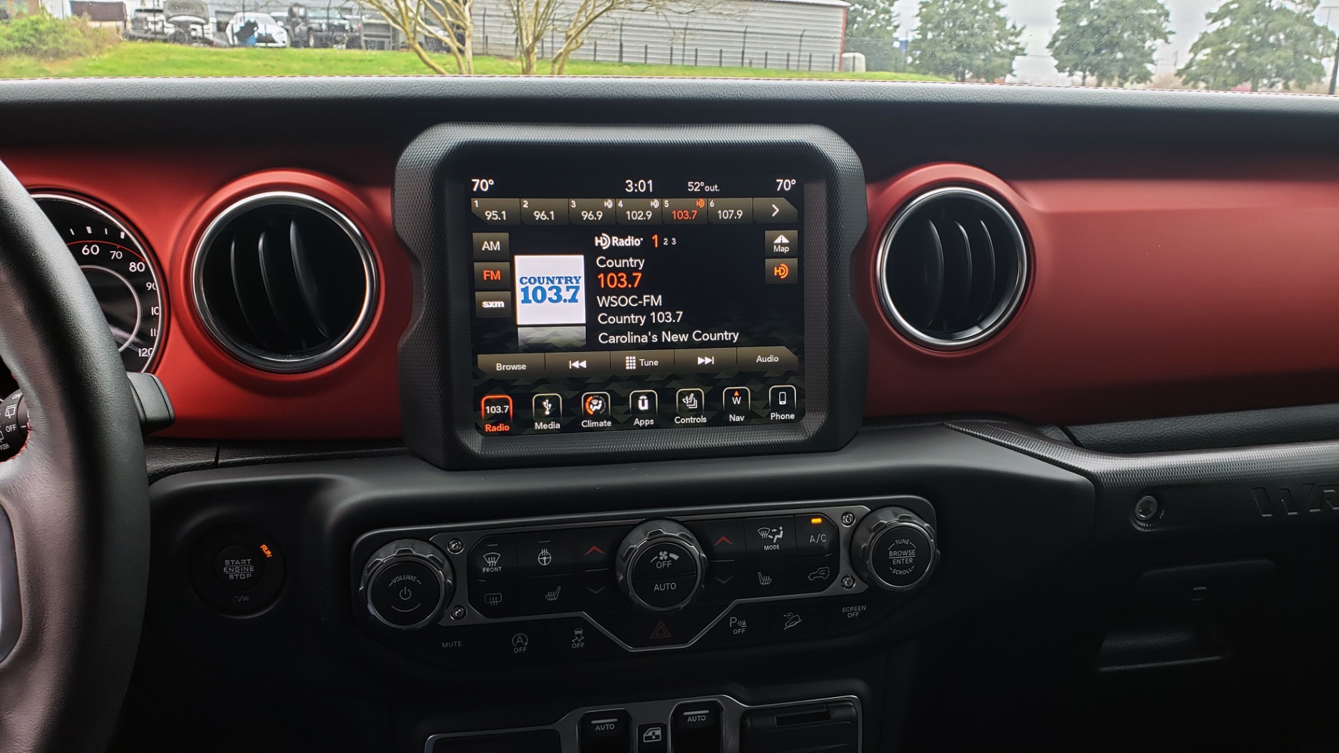 Used 2019 Jeep WRANGLER UNLIMITED RUBICON 4WD / V6 / 8-SPD AUTO / NAV / PWR TOP / REARVIEW for sale Sold at Formula Imports in Charlotte NC 28227 63