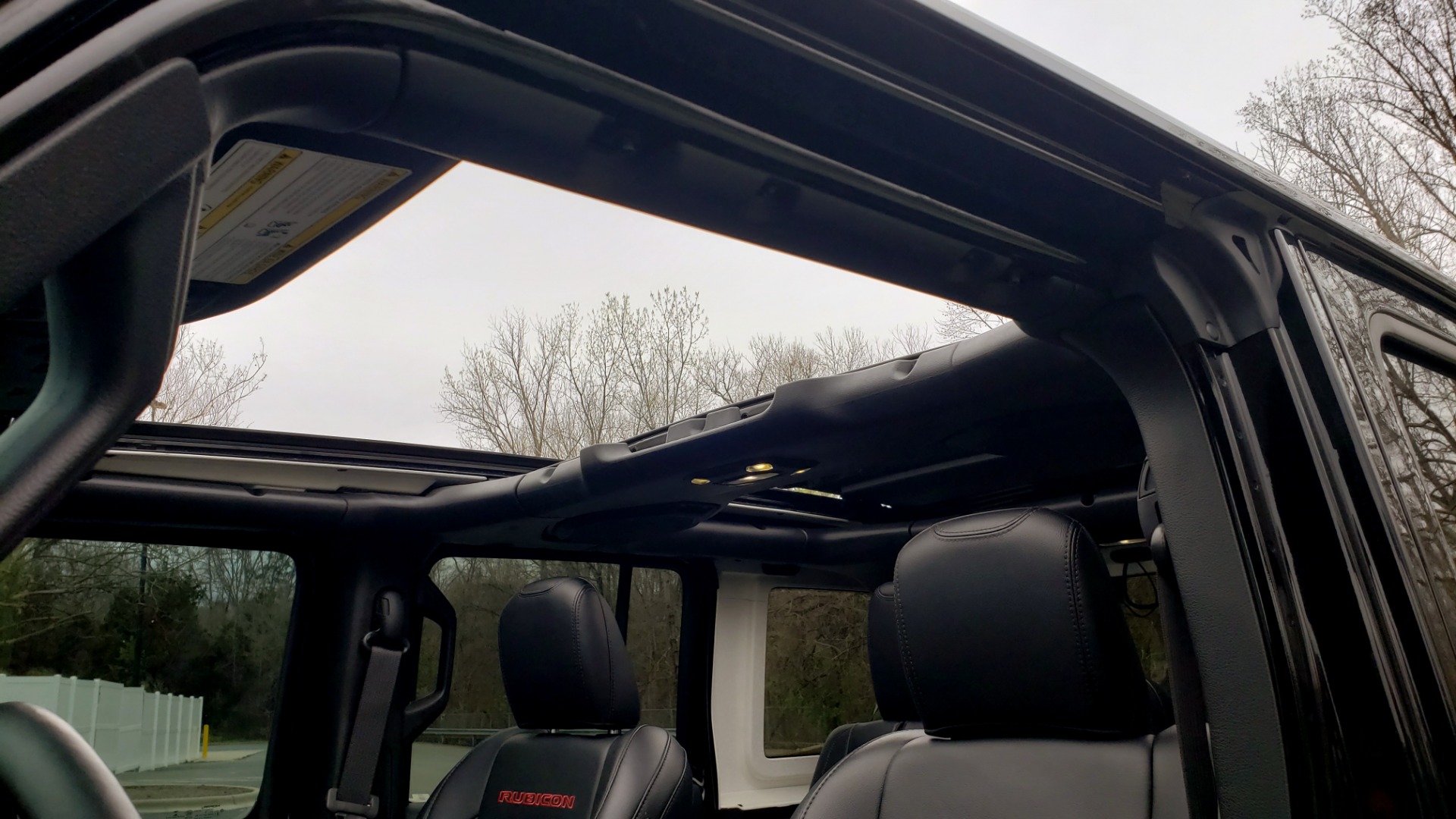 Used 2019 Jeep WRANGLER UNLIMITED RUBICON 4WD / V6 / 8-SPD AUTO / NAV / PWR TOP / REARVIEW for sale Sold at Formula Imports in Charlotte NC 28227 81