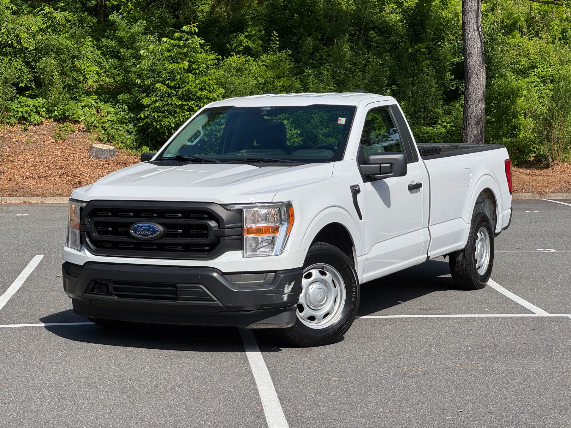 Used 2021 Ford F-150 XL CRUISE CONTROL / CLASS IV HITCH / 17IN WHEELS for sale $14,995 at Formula Imports in Charlotte NC 28227 1