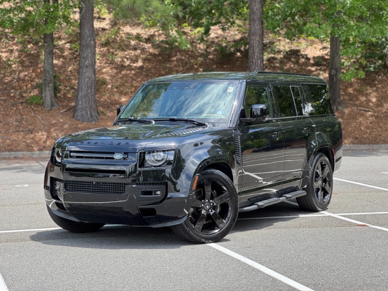 Used 2025 Land Rover Defender V8 Supercharged HANDOVER PACK / BLACK EXT. PACK / 22IN WHEELS for sale $97,000 at Formula Imports in Charlotte NC