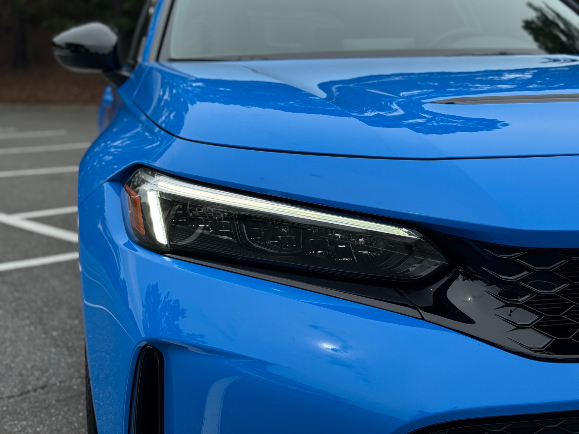 Used 2025 Honda Civic Type R BOOST BLUE PEARL / TASTEFUL MODS / LOW MILES! for sale $46,995 at Formula Imports in Charlotte NC 28227 19
