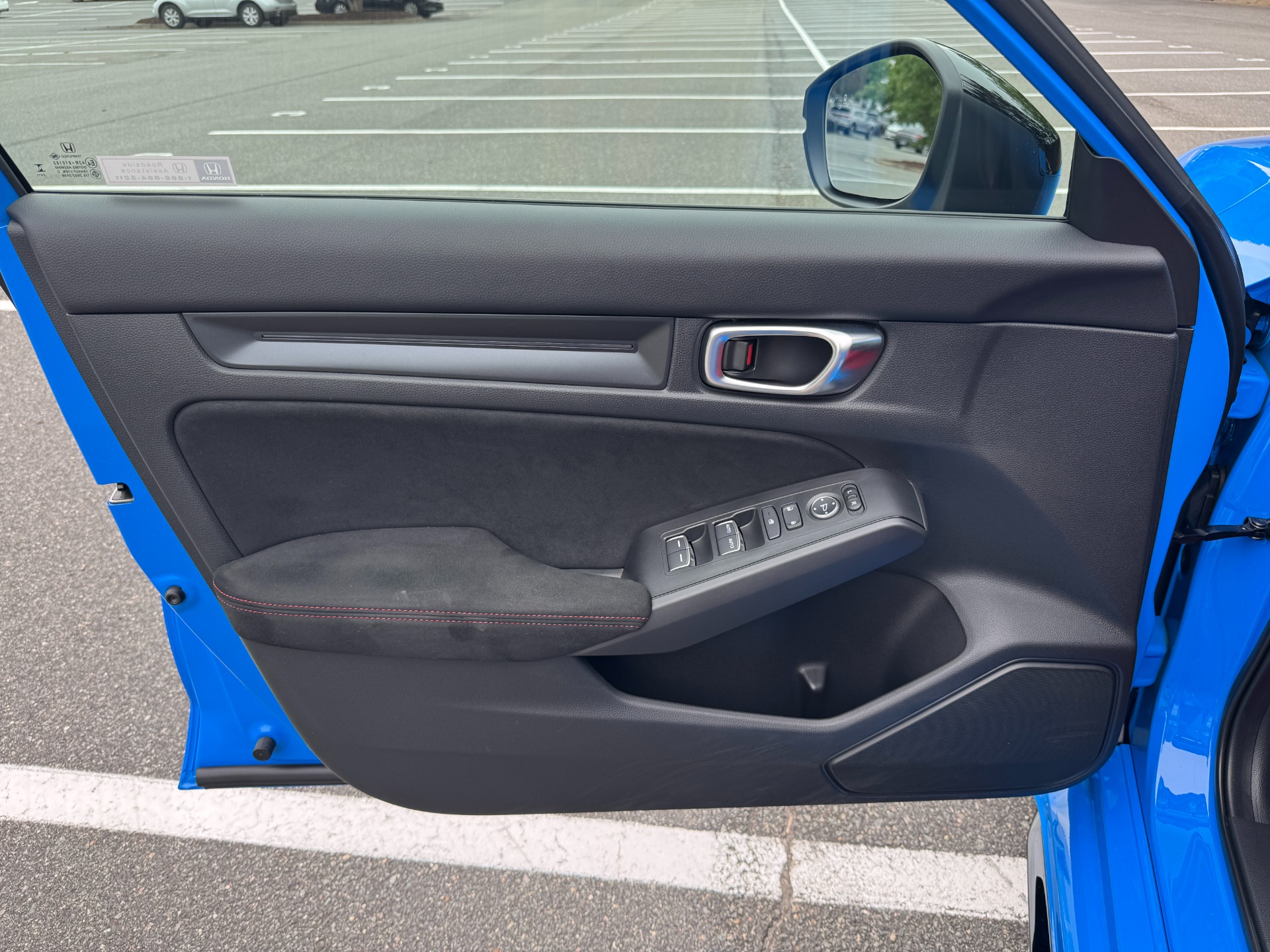 Used 2025 Honda Civic Type R BOOST BLUE PEARL / TASTEFUL MODS / LOW MILES! for sale $46,995 at Formula Imports in Charlotte NC 28227 26