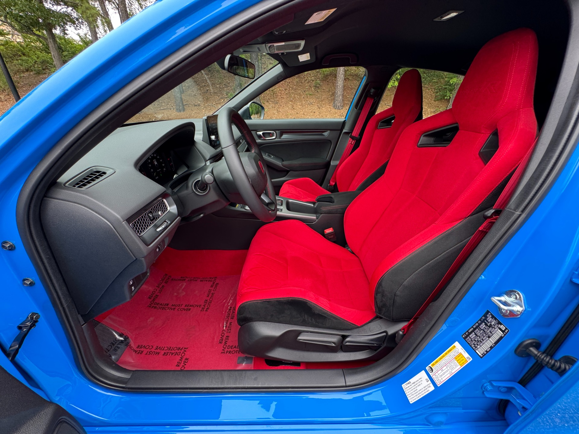 Used 2025 Honda Civic Type R BOOST BLUE PEARL / TASTEFUL MODS / LOW MILES! for sale $46,995 at Formula Imports in Charlotte NC 28227 28