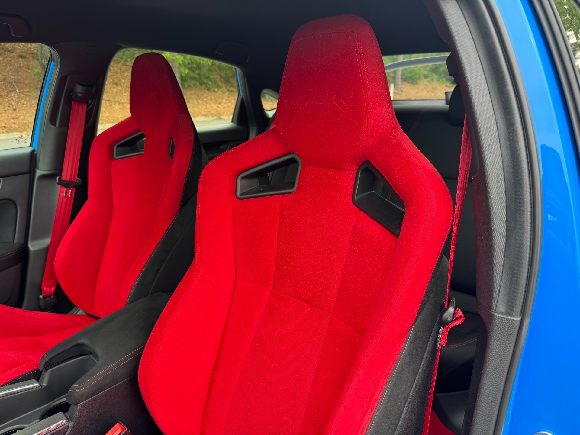 Used 2025 Honda Civic Type R BOOST BLUE PEARL / TASTEFUL MODS / LOW MILES! for sale $46,995 at Formula Imports in Charlotte NC 28227 30