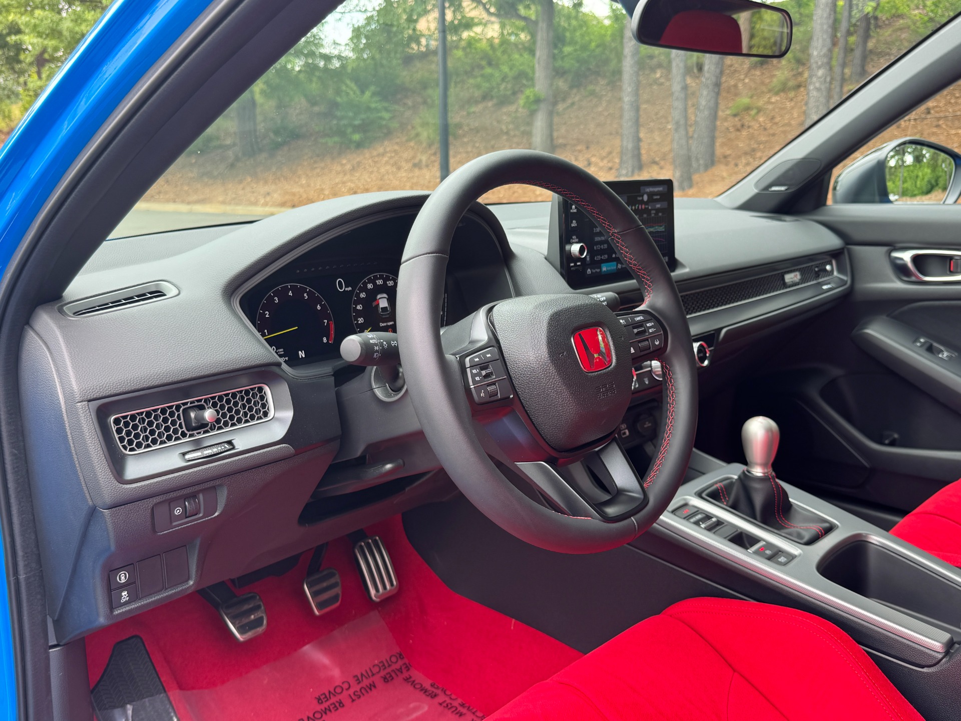 Used 2025 Honda Civic Type R BOOST BLUE PEARL / TASTEFUL MODS / LOW MILES! for sale $46,995 at Formula Imports in Charlotte NC 28227 32