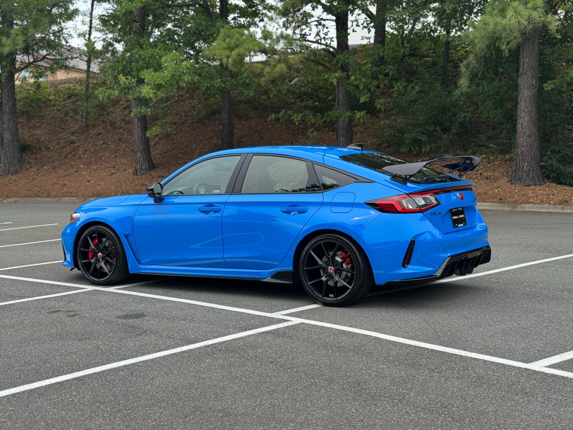 Used 2025 Honda Civic Type R BOOST BLUE PEARL / TASTEFUL MODS / LOW MILES! for sale $46,995 at Formula Imports in Charlotte NC 28227 7