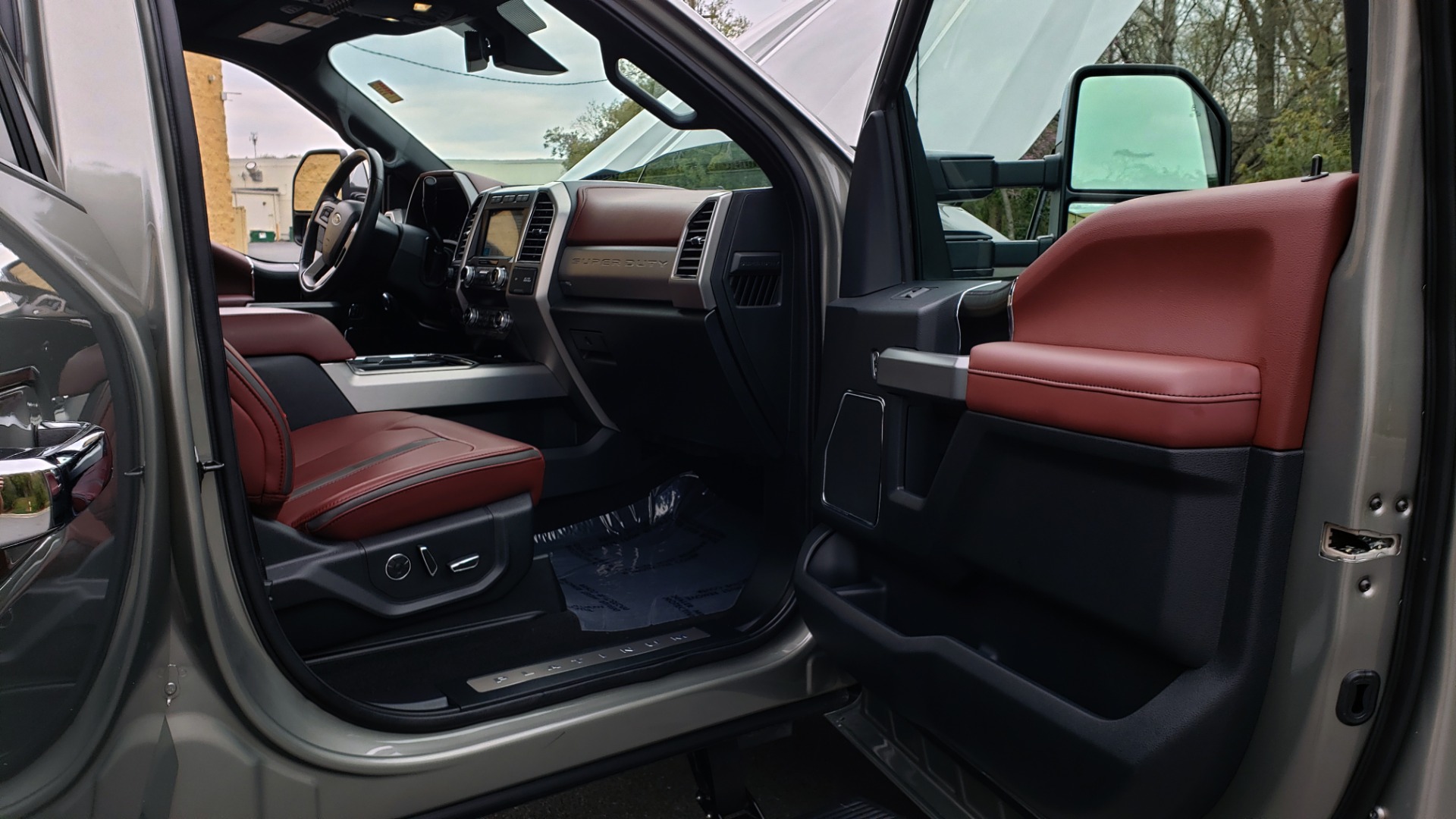 Used 2019 Ford SUPER DUTY F-250 SRW PLATINUM ULTIMATE / NAV / PANO-ROOF / REARVIEW for sale Sold at Formula Imports in Charlotte NC 28227 13