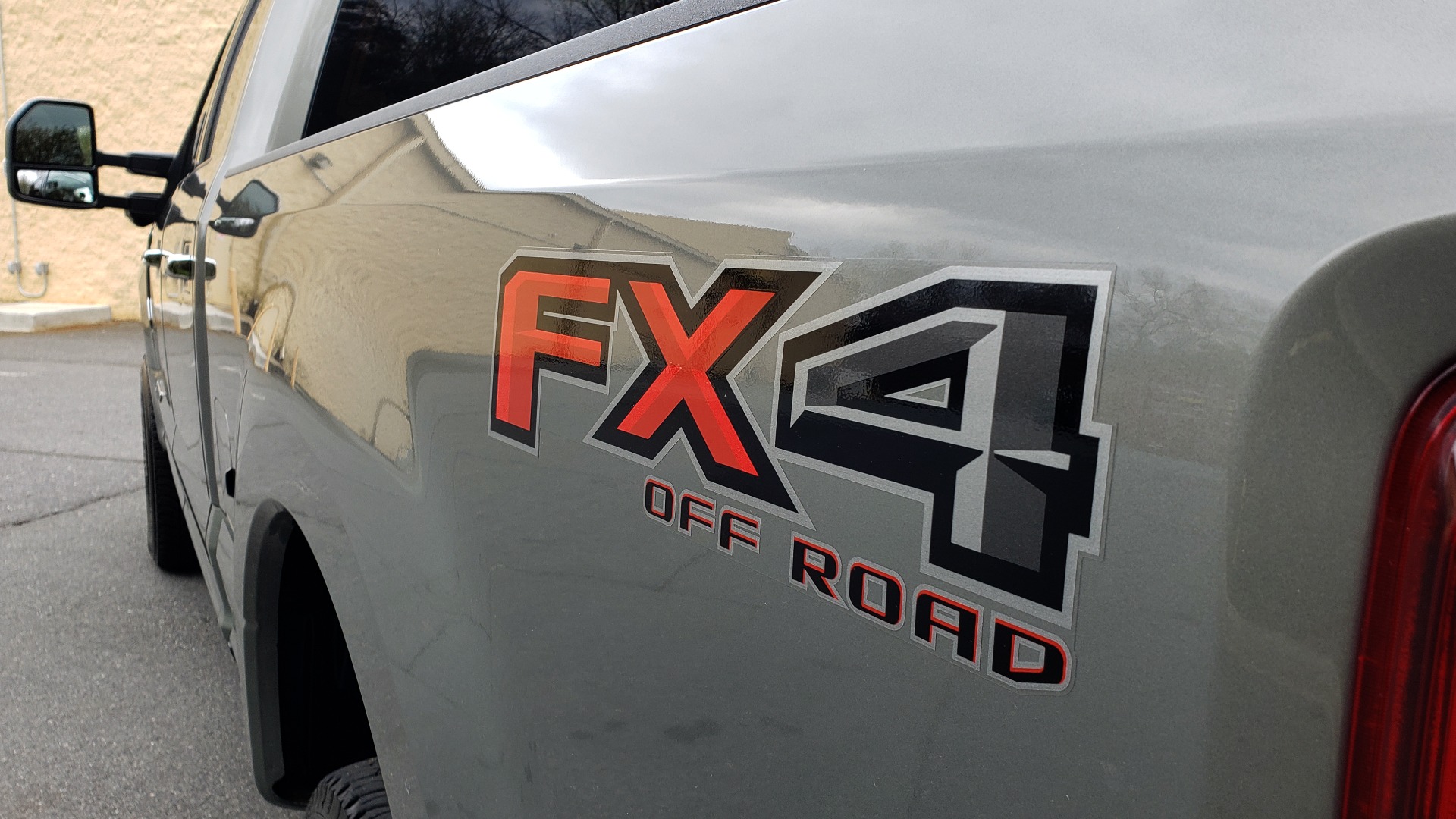 Used 2019 Ford SUPER DUTY F-250 SRW PLATINUM ULTIMATE / NAV / PANO-ROOF / REARVIEW for sale Sold at Formula Imports in Charlotte NC 28227 7
