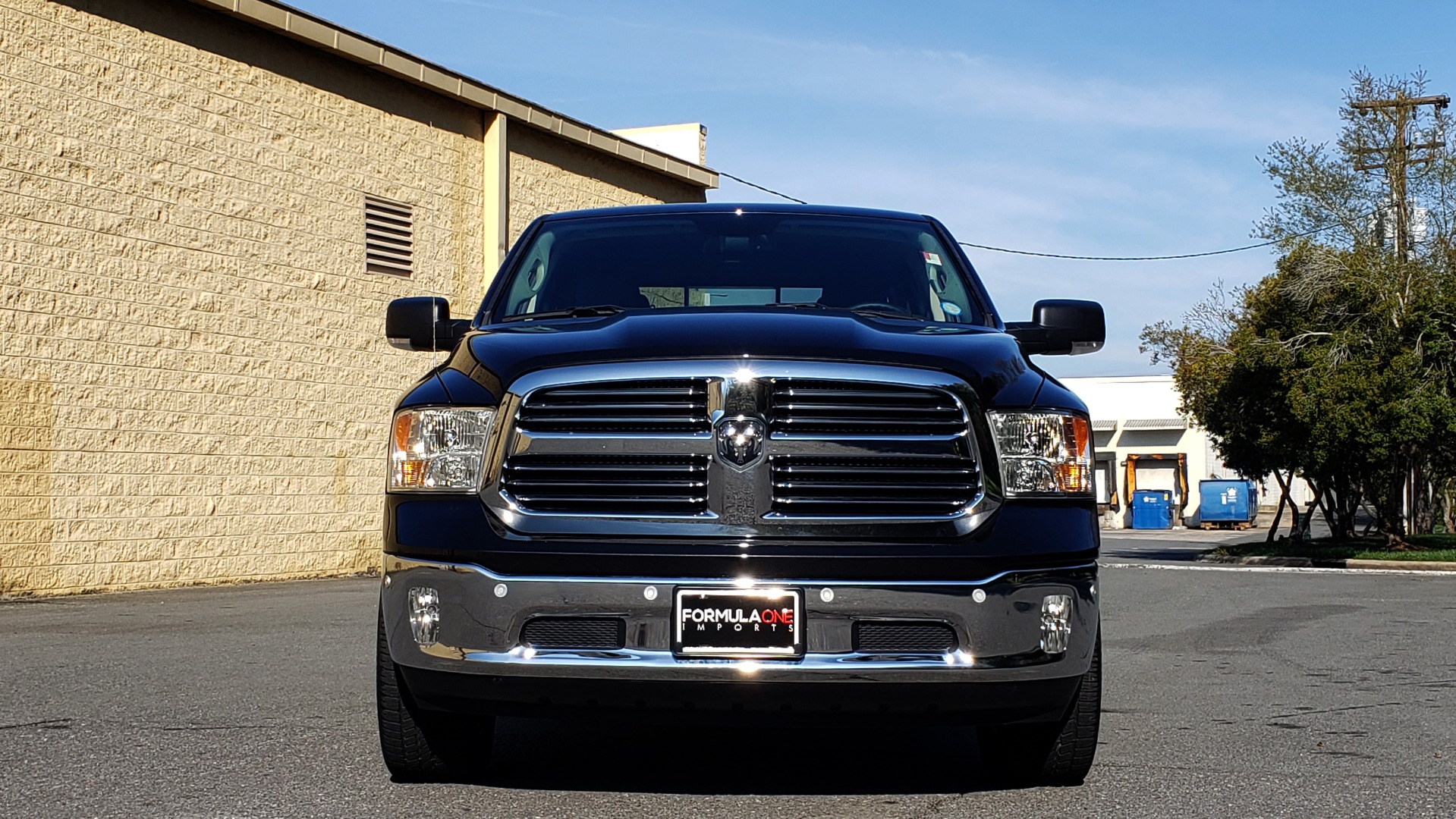 Used 2017 Ram 1500 BIG HORN CREW CAB 4X4 / 3.6L V6 / 8-SPD AUTO / WIFI HOTSPOT for sale Sold at Formula Imports in Charlotte NC 28227 13