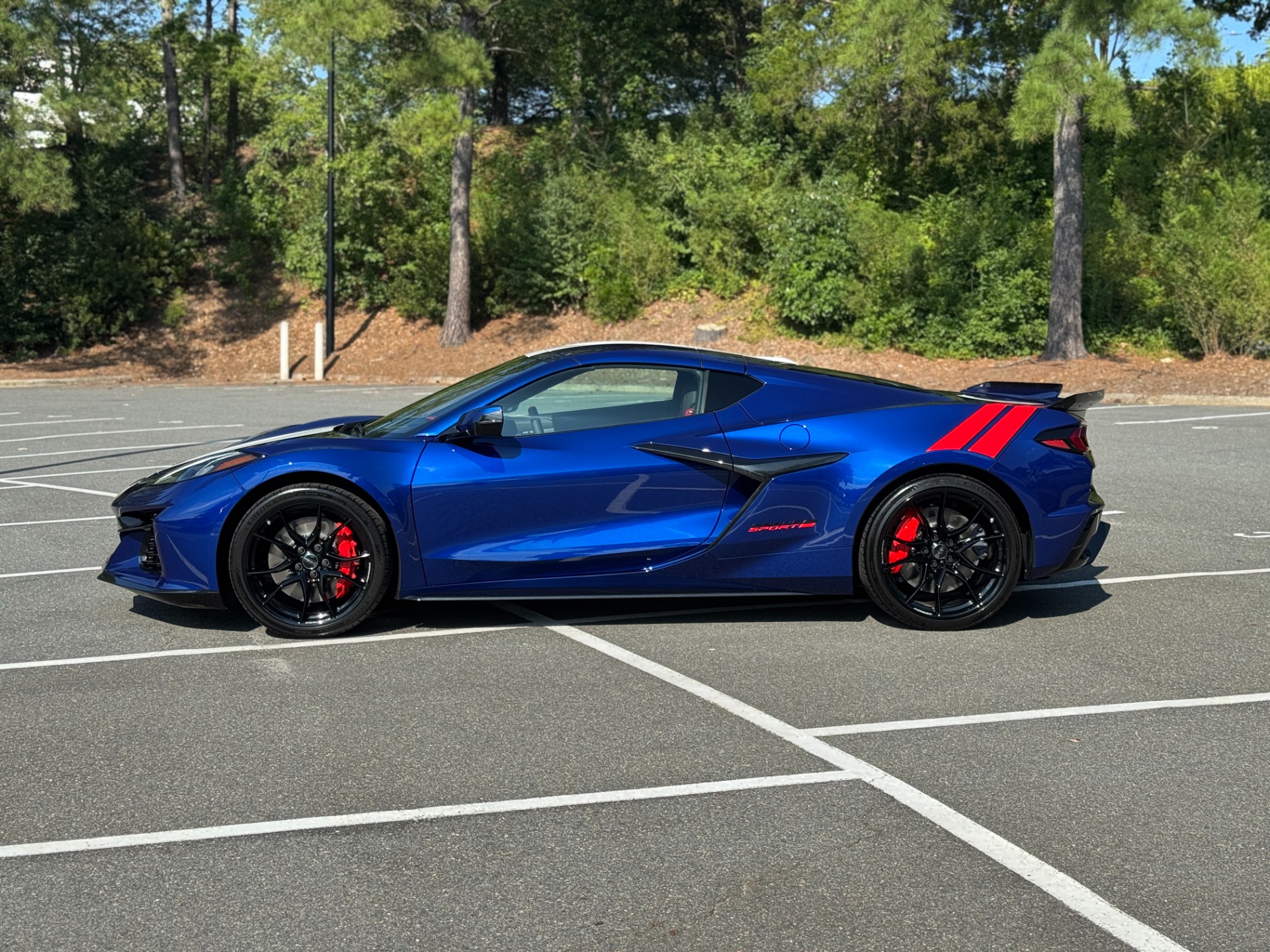Used 2027 Chevrolet Corvette Grand Sport Cpe w/2LT COMP SEATS / FRONT LIFT / STEALTH INTERIOR TRIM for sale Call for price at Formula Imports in Charlotte NC 28227 6