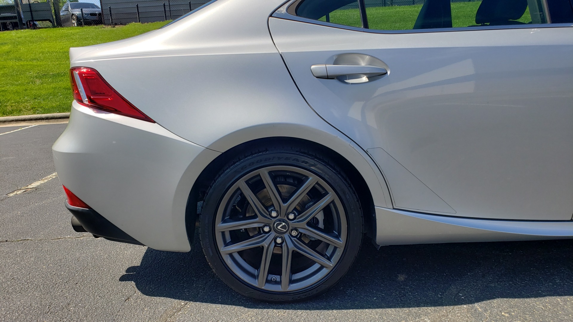 Used 2015 Lexus IS 250 F-SPORT / BSM / SUNROOF / VENT SEATS / REARVIEW for sale Sold at Formula Imports in Charlotte NC 28227 11