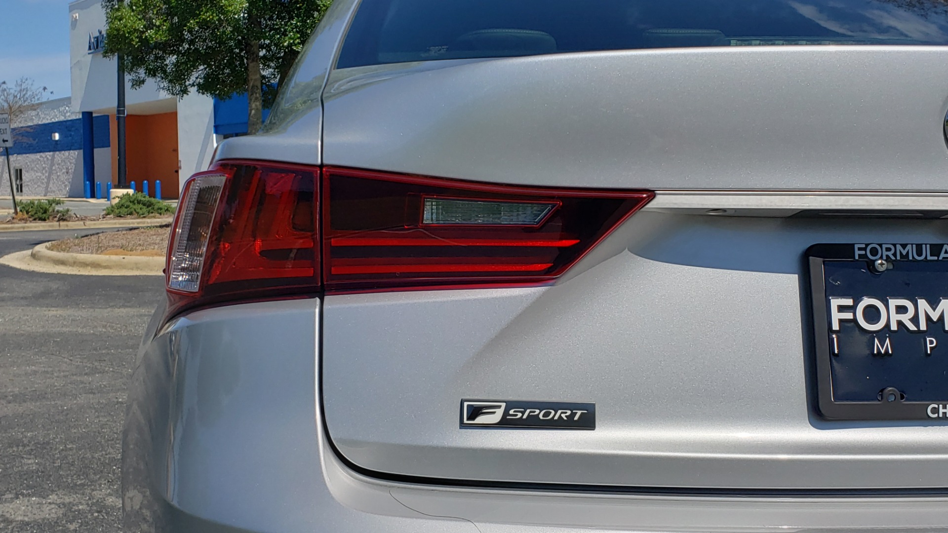 Used 2015 Lexus IS 250 F-SPORT / BSM / SUNROOF / VENT SEATS / REARVIEW for sale Sold at Formula Imports in Charlotte NC 28227 19