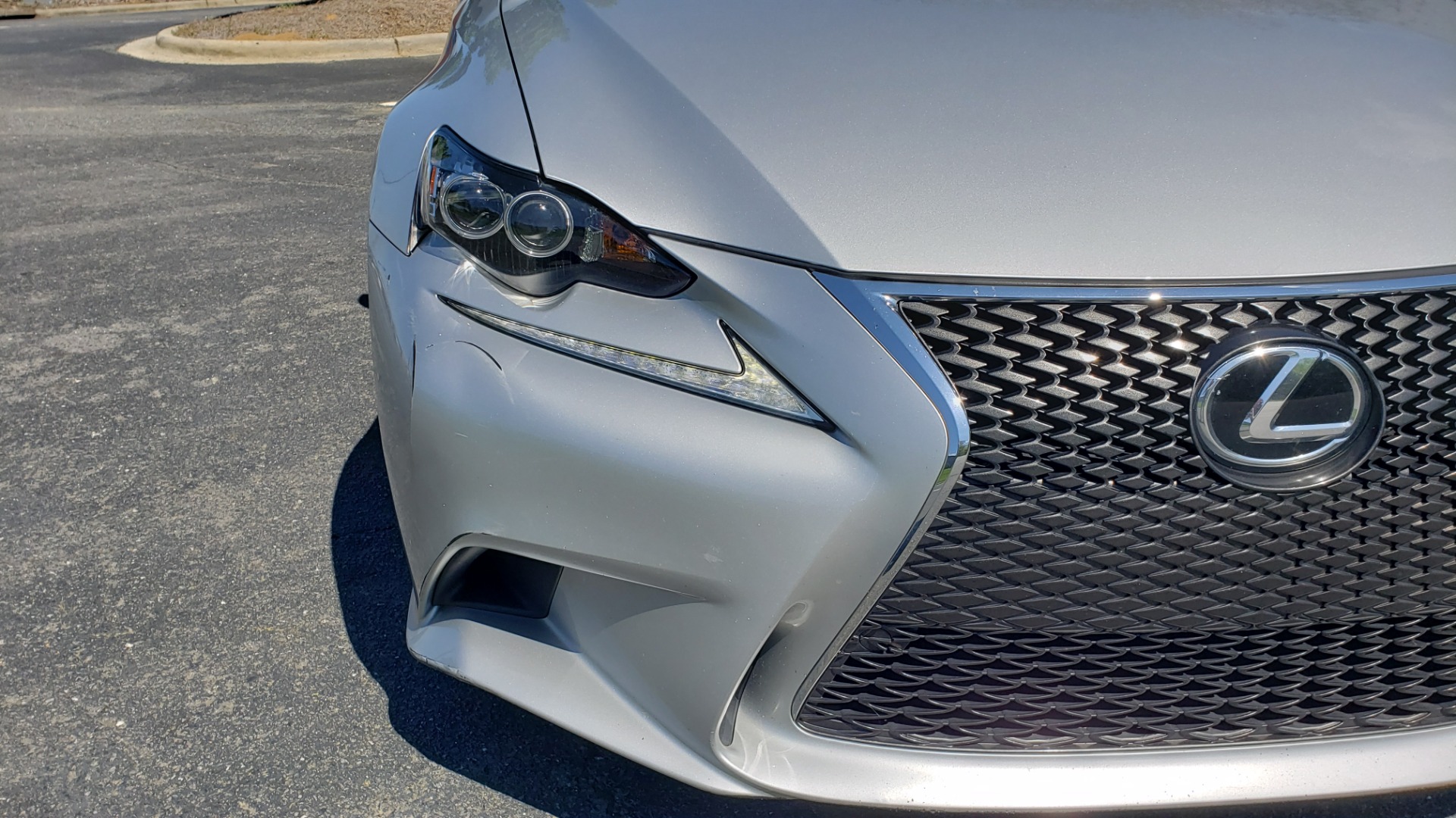 Used 2015 Lexus IS 250 F-SPORT / BSM / SUNROOF / VENT SEATS / REARVIEW for sale Sold at Formula Imports in Charlotte NC 28227 24
