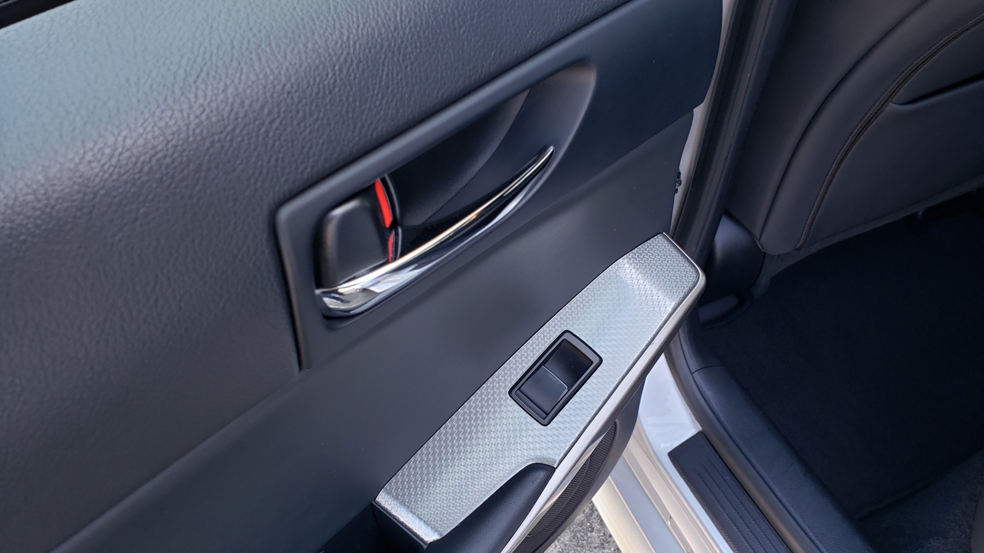 Used 2015 Lexus IS 250 F-SPORT / BSM / SUNROOF / VENT SEATS / REARVIEW for sale Sold at Formula Imports in Charlotte NC 28227 58
