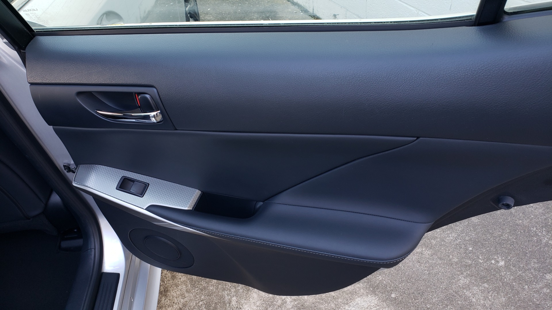 Used 2015 Lexus IS 250 F-SPORT / BSM / SUNROOF / VENT SEATS / REARVIEW for sale Sold at Formula Imports in Charlotte NC 28227 70