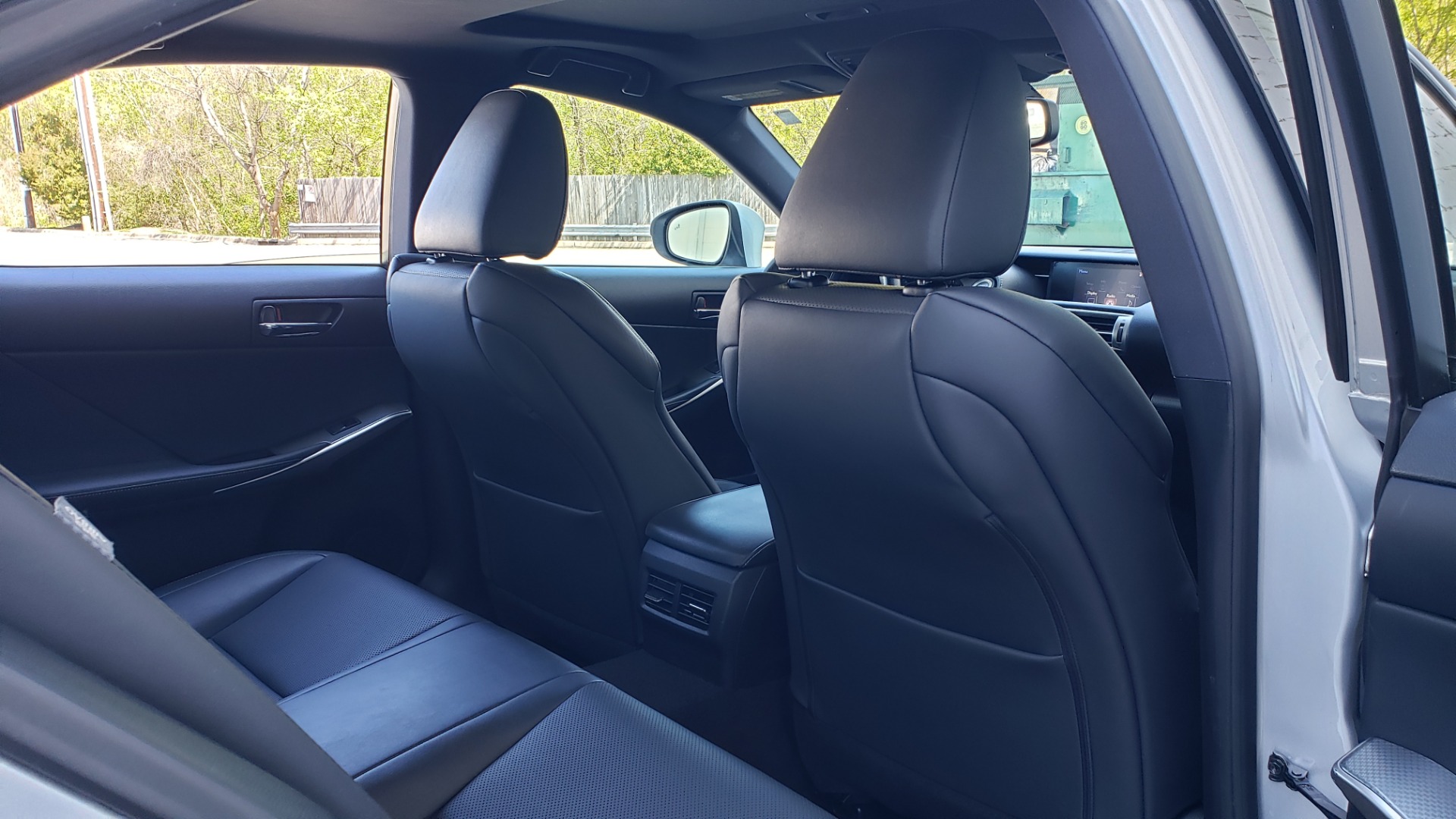 Used 2015 Lexus IS 250 F-SPORT / BSM / SUNROOF / VENT SEATS / REARVIEW for sale Sold at Formula Imports in Charlotte NC 28227 75