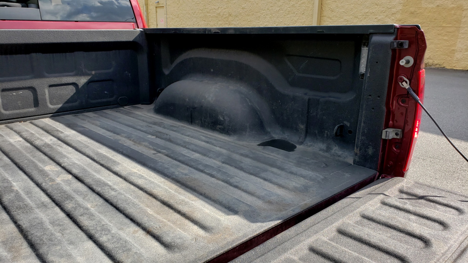Used 2017 Ram 1500 SPORT CREW CAB 4X4 / NAV / ALPINE / SUNROOF / VENT STS / REARVIEW for sale Sold at Formula Imports in Charlotte NC 28227 16