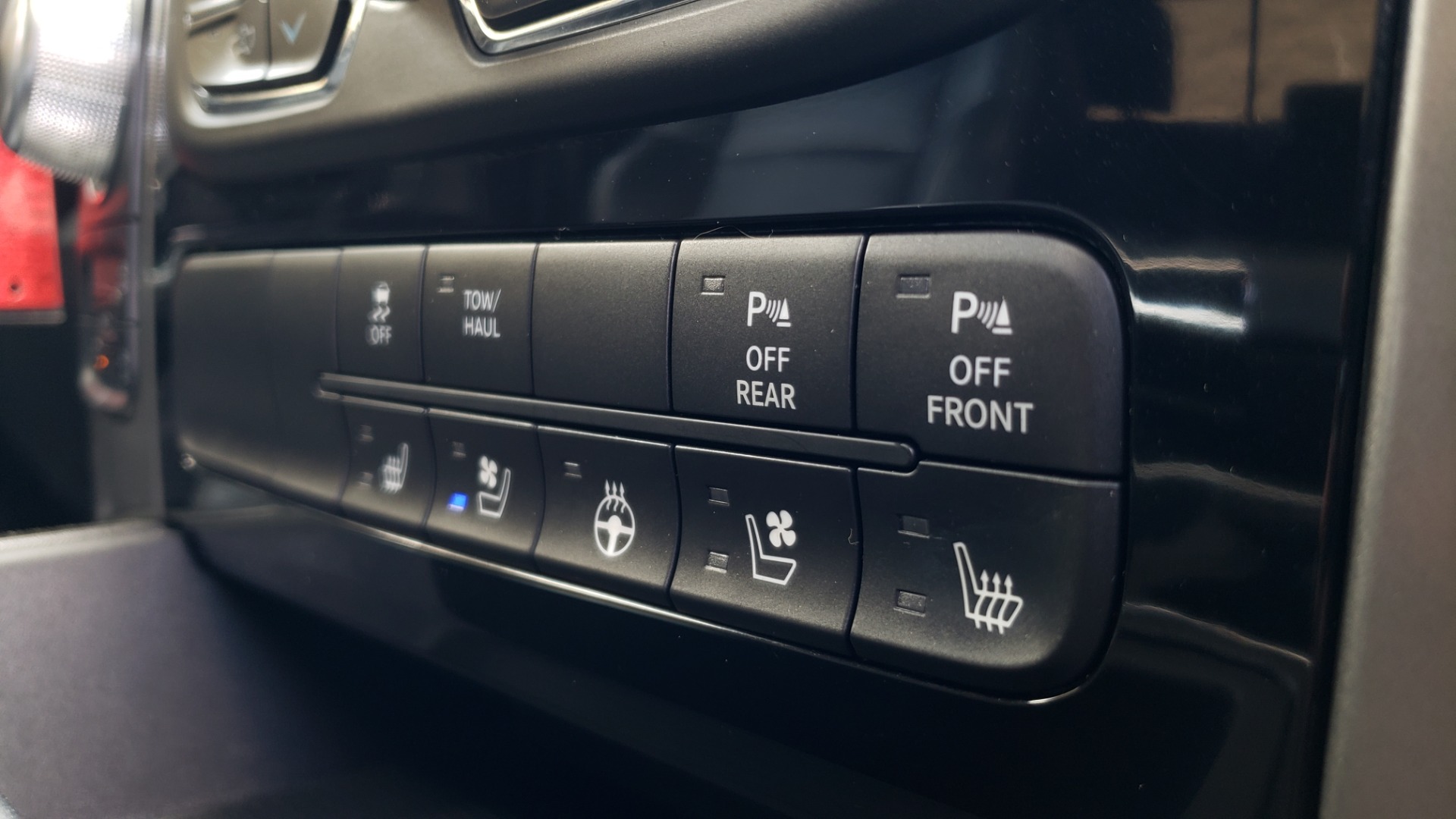 Used 2017 Ram 1500 SPORT CREW CAB 4X4 / NAV / ALPINE / SUNROOF / VENT STS / REARVIEW for sale Sold at Formula Imports in Charlotte NC 28227 67