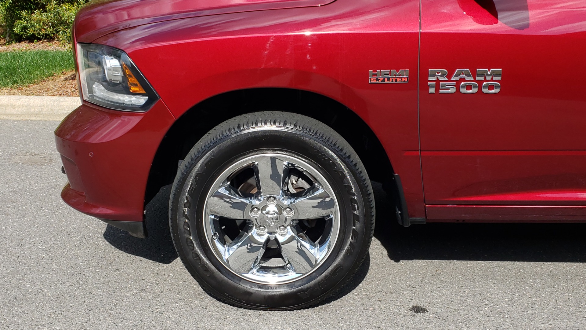 Used 2017 Ram 1500 SPORT CREW CAB 4X4 / NAV / ALPINE / SUNROOF / VENT STS / REARVIEW for sale Sold at Formula Imports in Charlotte NC 28227 78