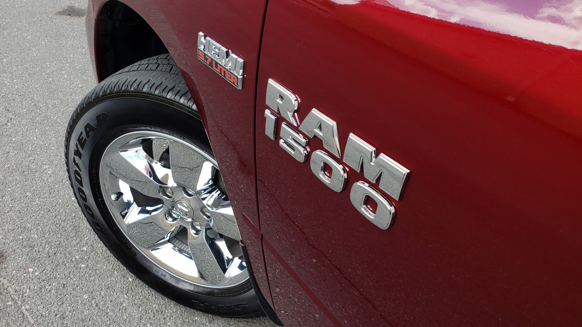 Used 2017 Ram 1500 SPORT CREW CAB 4X4 / NAV / ALPINE / SUNROOF / VENT STS / REARVIEW for sale Sold at Formula Imports in Charlotte NC 28227 9
