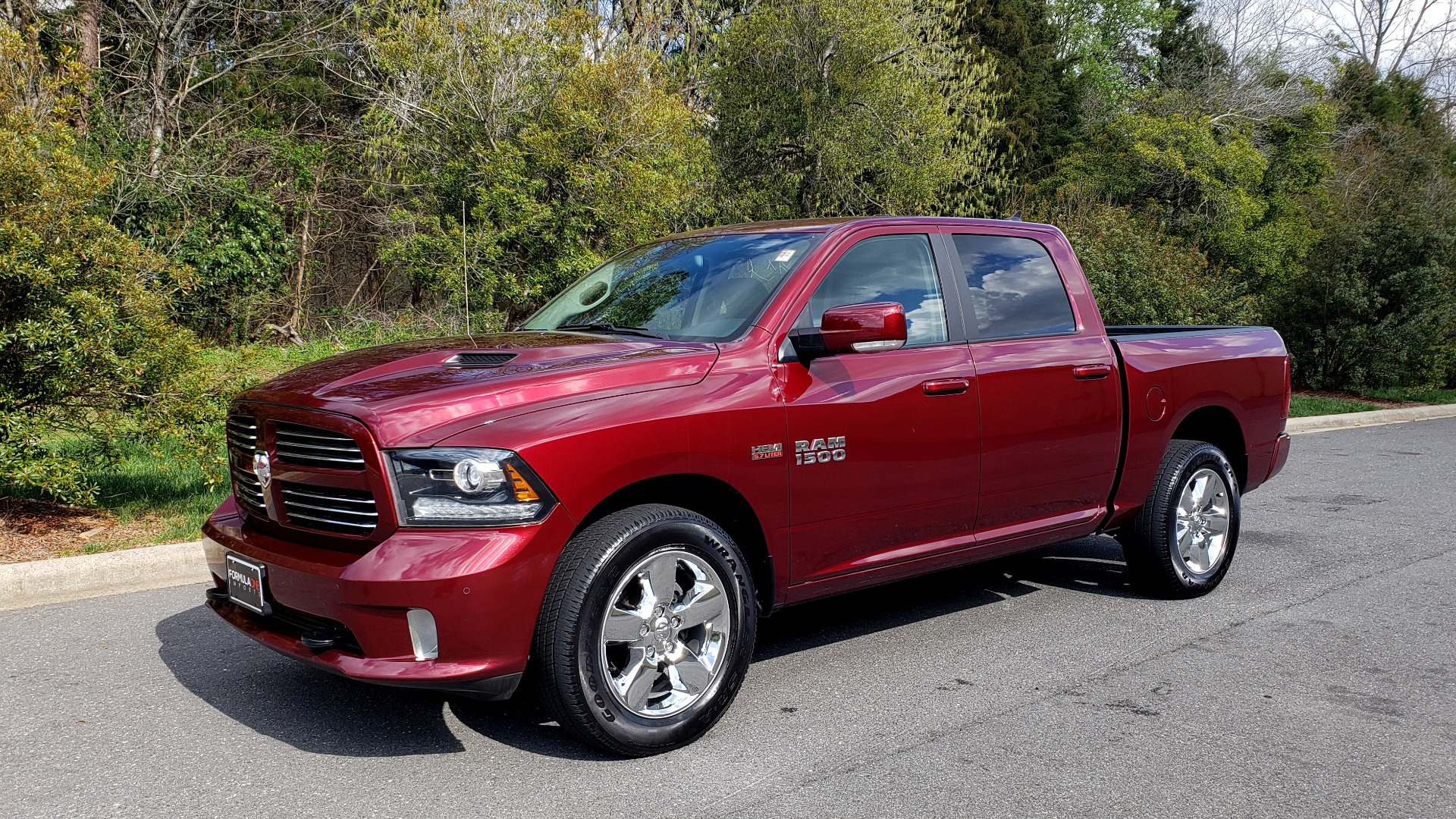 Used 2017 Ram 1500 SPORT CREW CAB 4X4 / NAV / ALPINE / SUNROOF / VENT STS / REARVIEW for sale Sold at Formula Imports in Charlotte NC 28227 1