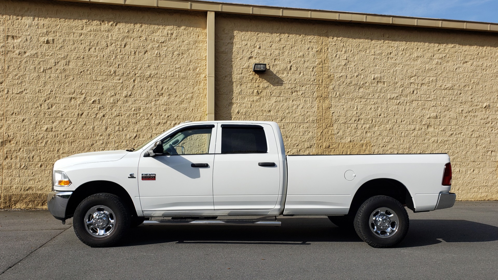 Used 2011 Ram 2500 4WD CREW CAB 169 ST / 6.7L CUMMINS / 6-SPD AUTO for sale Sold at Formula Imports in Charlotte NC 28227 2