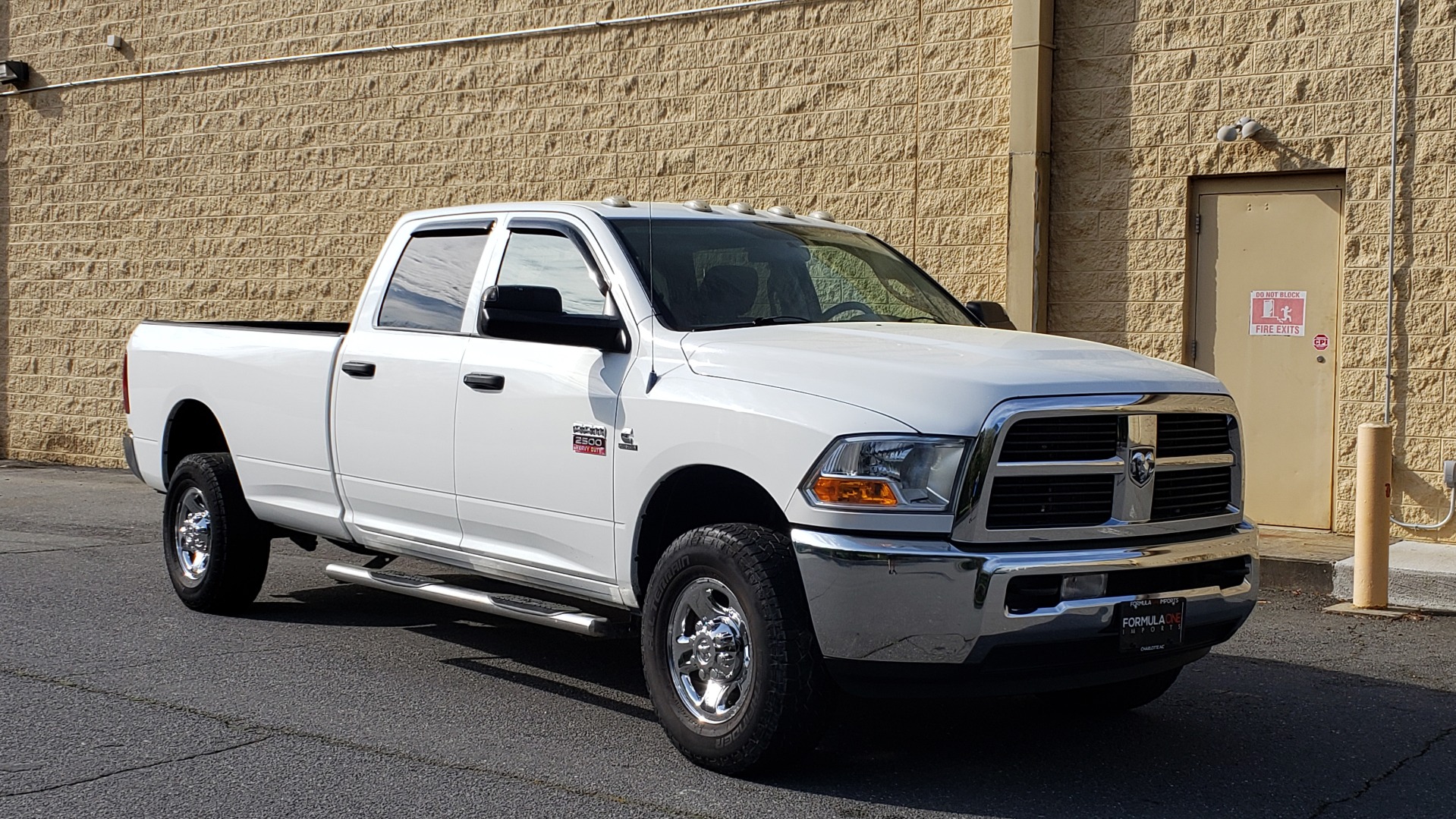 Used 2011 Ram 2500 4WD CREW CAB 169 ST / 6.7L CUMMINS / 6-SPD AUTO for sale Sold at Formula Imports in Charlotte NC 28227 4