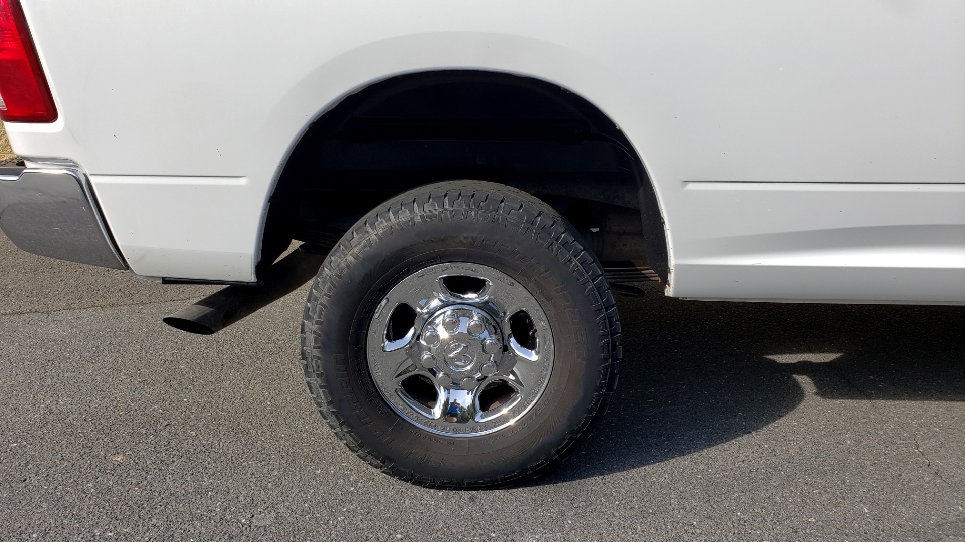 Used 2011 Ram 2500 4WD CREW CAB 169 ST / 6.7L CUMMINS / 6-SPD AUTO for sale Sold at Formula Imports in Charlotte NC 28227 59