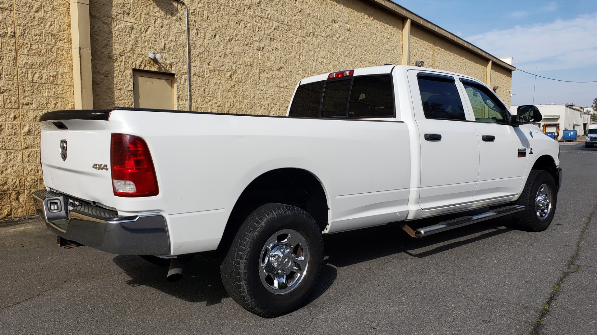 Used 2011 Ram 2500 4WD CREW CAB 169 ST / 6.7L CUMMINS / 6-SPD AUTO for sale Sold at Formula Imports in Charlotte NC 28227 6