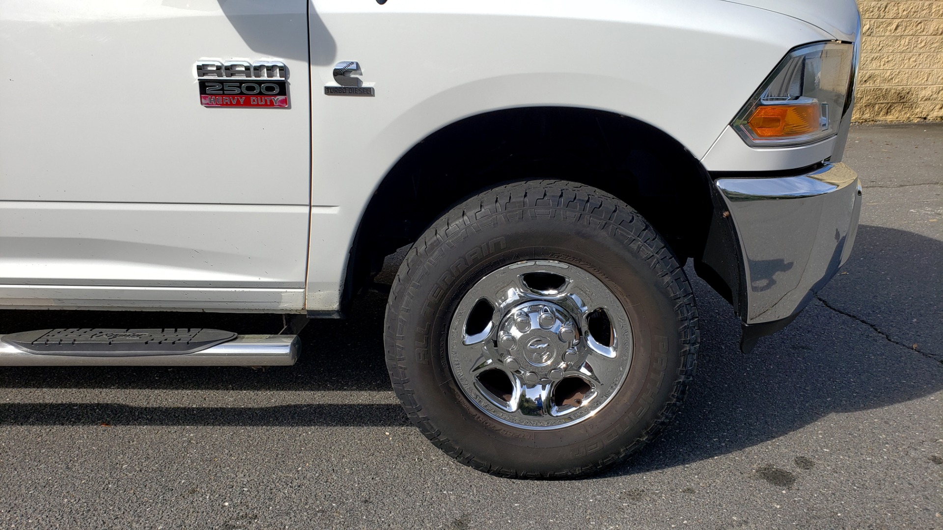 Used 2011 Ram 2500 4WD CREW CAB 169 ST / 6.7L CUMMINS / 6-SPD AUTO for sale Sold at Formula Imports in Charlotte NC 28227 60