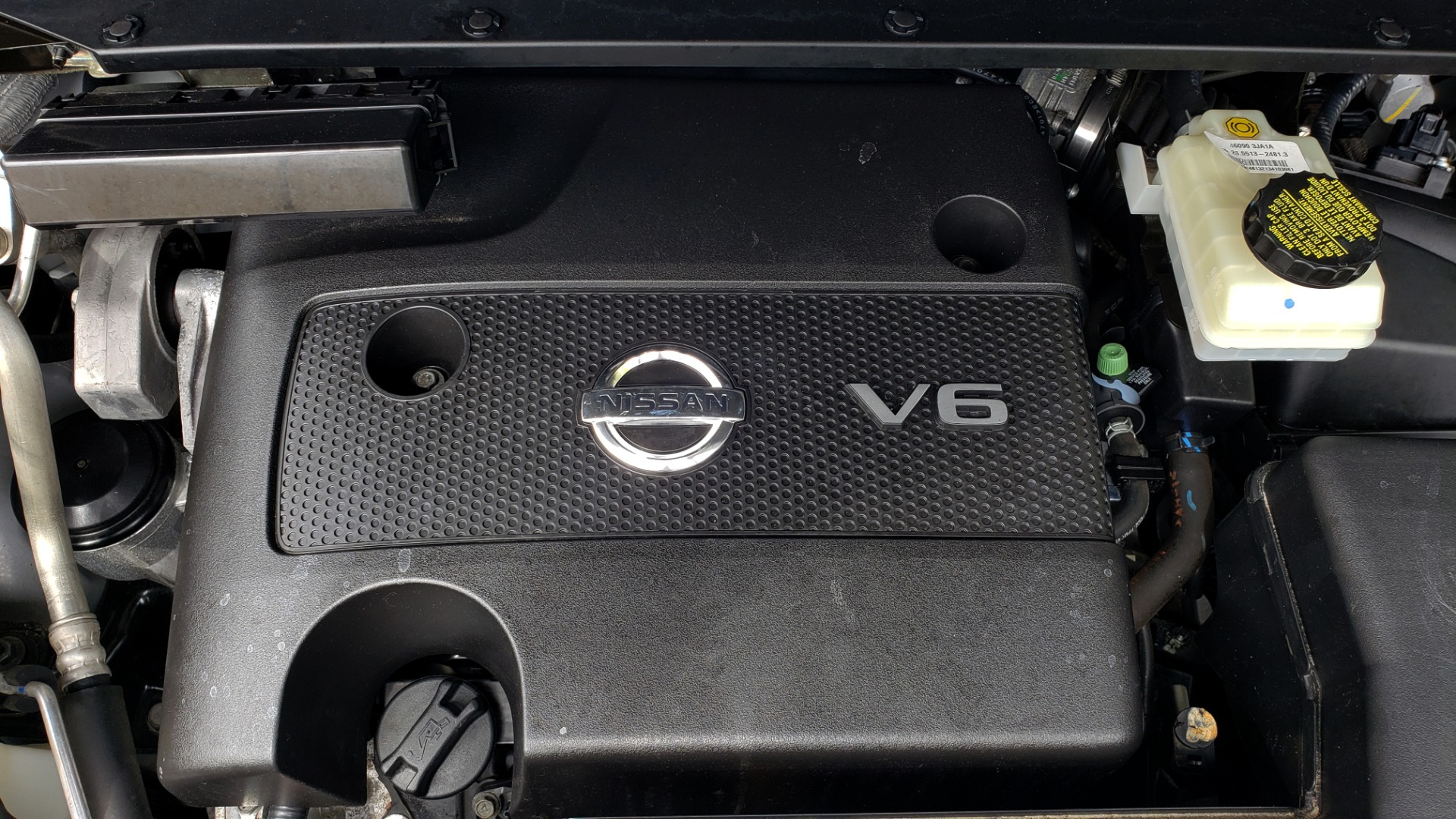 Used 2014 Nissan PATHFINDER SL TECH PKG / 4WD / NAV / SUNROOF / REARVIEW / 3-ROW for sale Sold at Formula Imports in Charlotte NC 28227 11