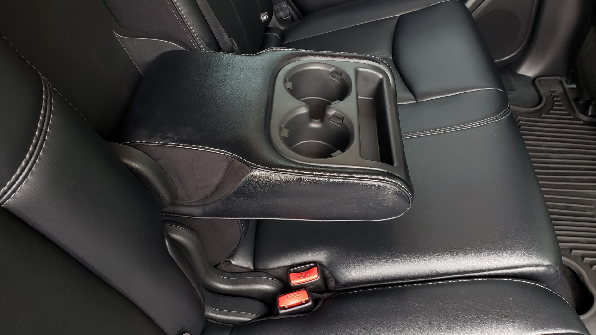 Used 2014 Nissan PATHFINDER SL TECH PKG / 4WD / NAV / SUNROOF / REARVIEW / 3-ROW for sale Sold at Formula Imports in Charlotte NC 28227 81