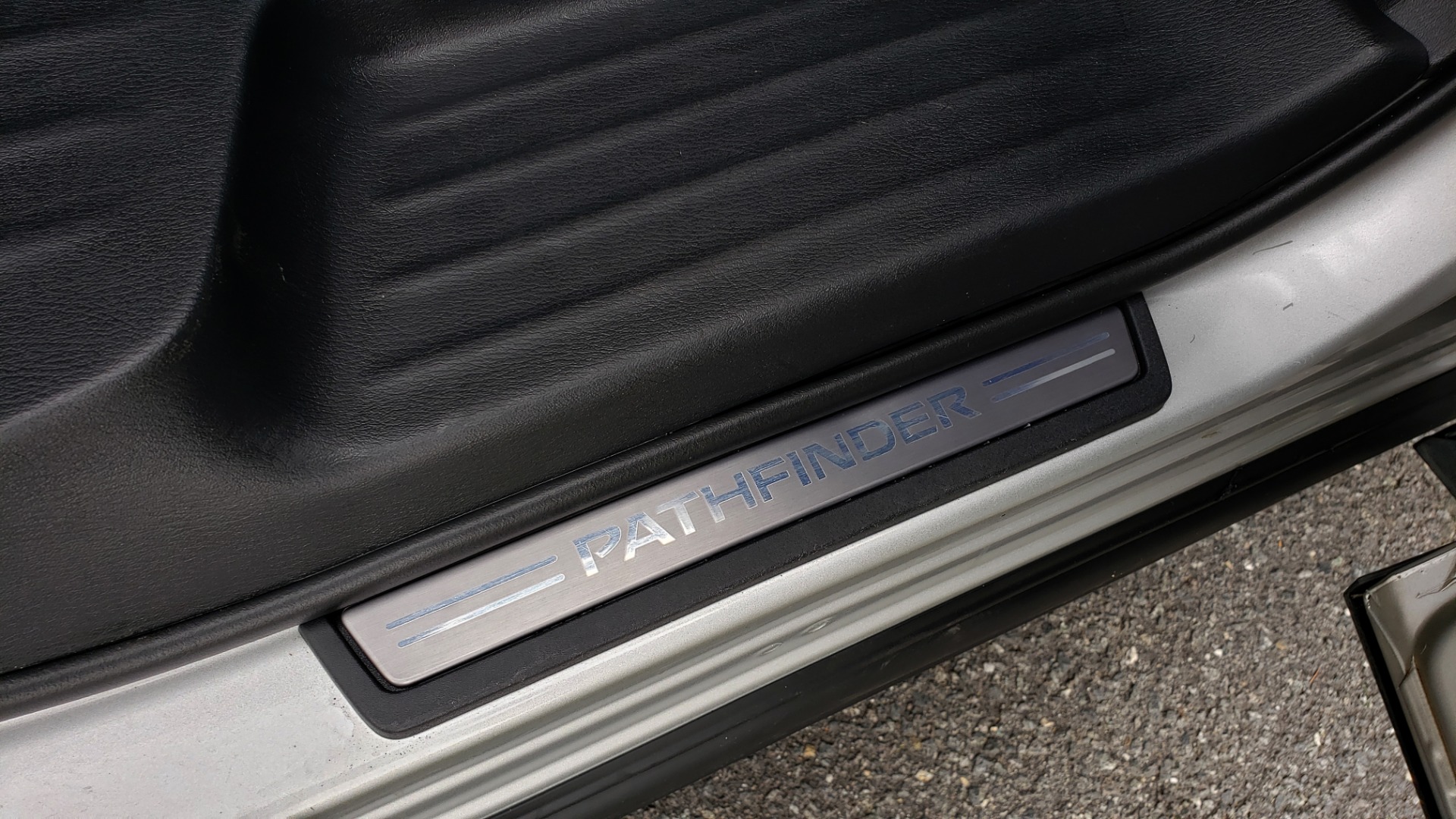 Used 2014 Nissan PATHFINDER SL TECH PKG / 4WD / NAV / SUNROOF / REARVIEW / 3-ROW for sale Sold at Formula Imports in Charlotte NC 28227 87