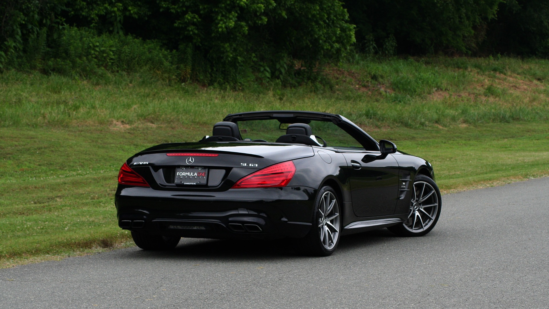 Used 2017 Mercedes-Benz SL 63 AMG / ROADSTER / DRIVER ASSIST / NAV / CAMERA for sale Sold at Formula Imports in Charlotte NC 28227 5