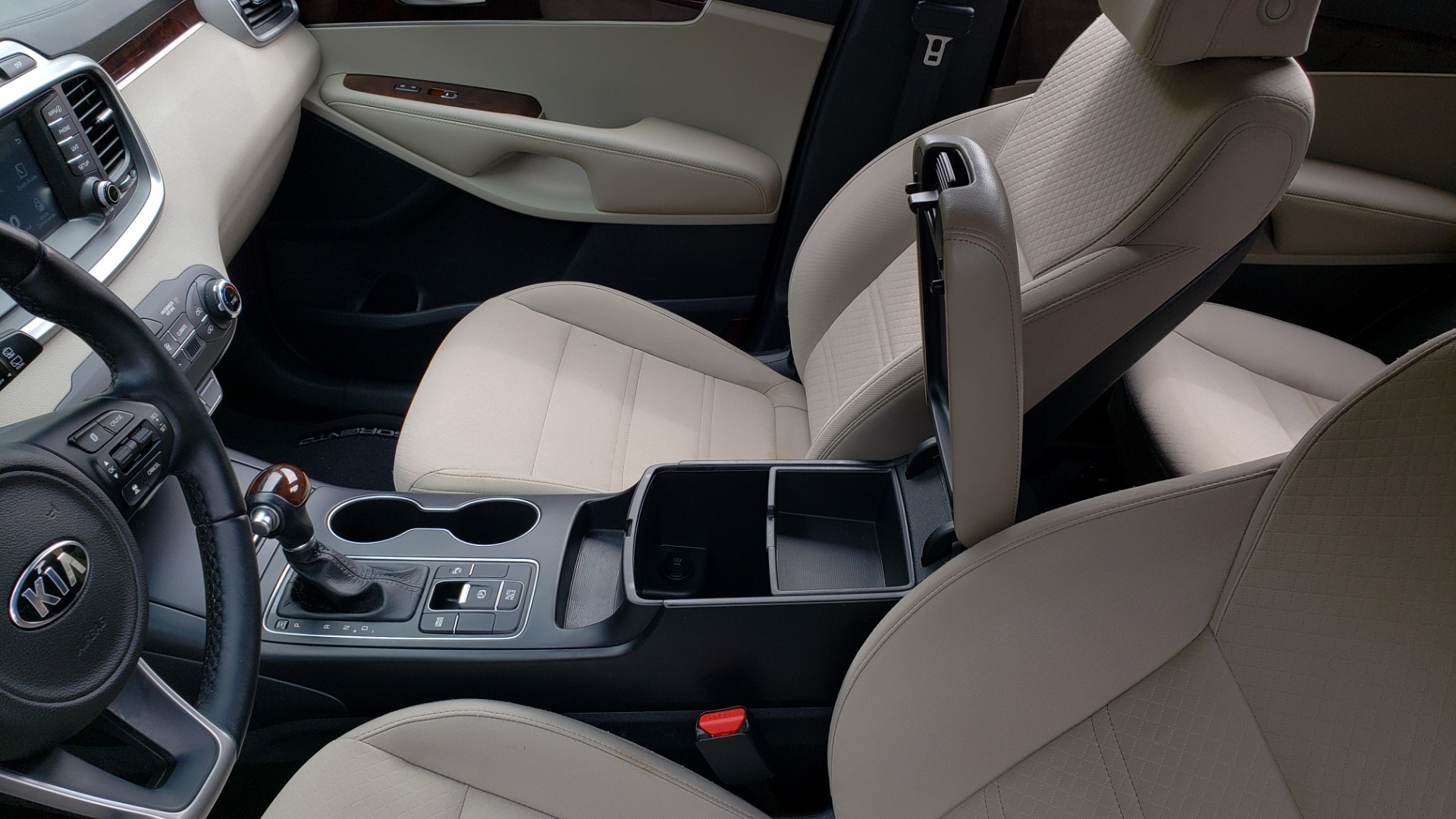 Used 2017 Kia SORENTO LX CONV PKG / FWD / ADVANCED TECH / 3-ROW for sale Sold at Formula Imports in Charlotte NC 28227 56