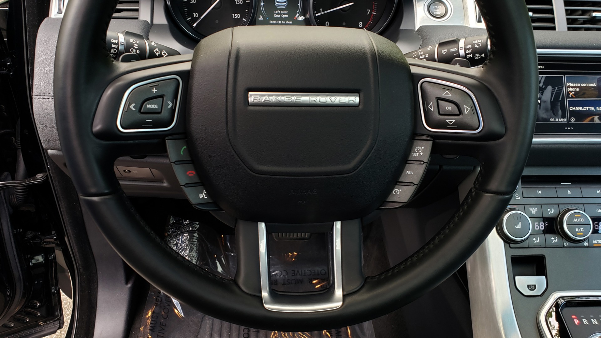 Used 2016 Land Rover RANGE ROVER EVOQUE HSE / AWD / NAV / MERIDIAN / PANO-ROOF / REARVIEW for sale Sold at Formula Imports in Charlotte NC 28227 40
