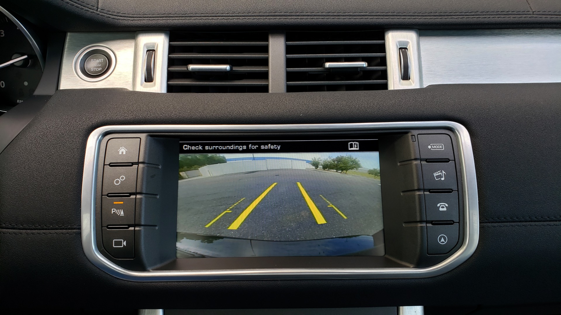 Used 2016 Land Rover RANGE ROVER EVOQUE HSE / AWD / NAV / MERIDIAN / PANO-ROOF / REARVIEW for sale Sold at Formula Imports in Charlotte NC 28227 44