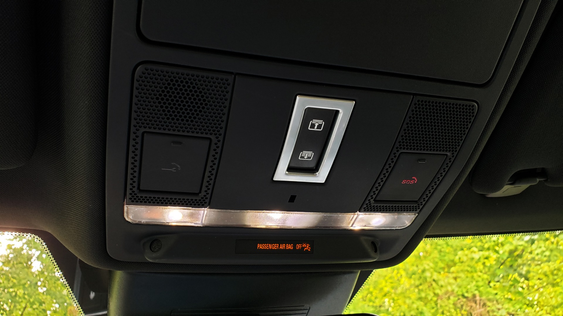Used 2016 Land Rover RANGE ROVER EVOQUE HSE / AWD / NAV / MERIDIAN / PANO-ROOF / REARVIEW for sale Sold at Formula Imports in Charlotte NC 28227 52